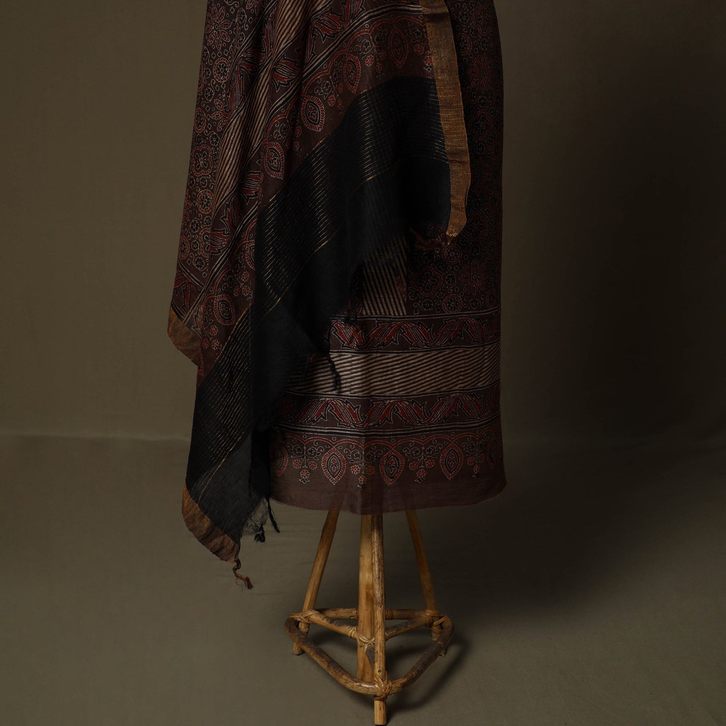 Kutch hand block ajrakh print natural dyed linen 2pc