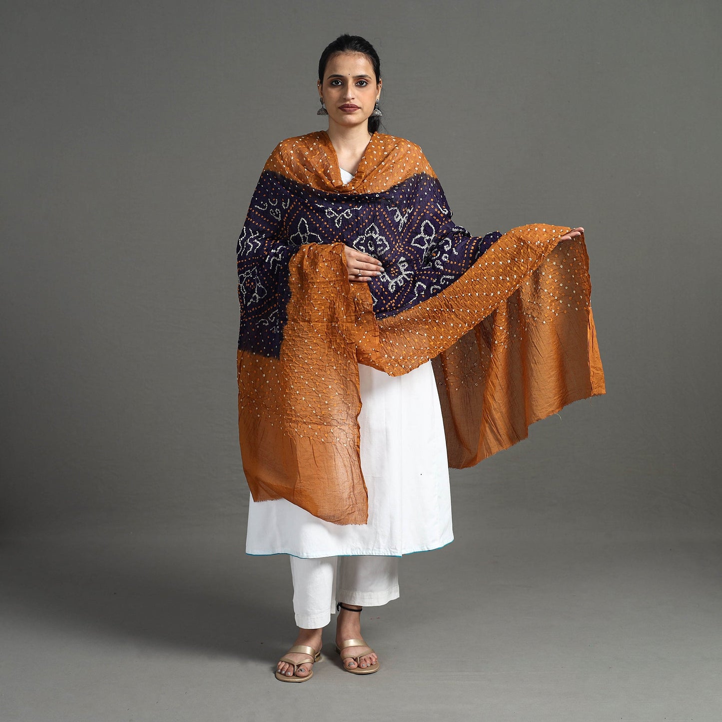 Kutch Bandhani Dupatta Online in India