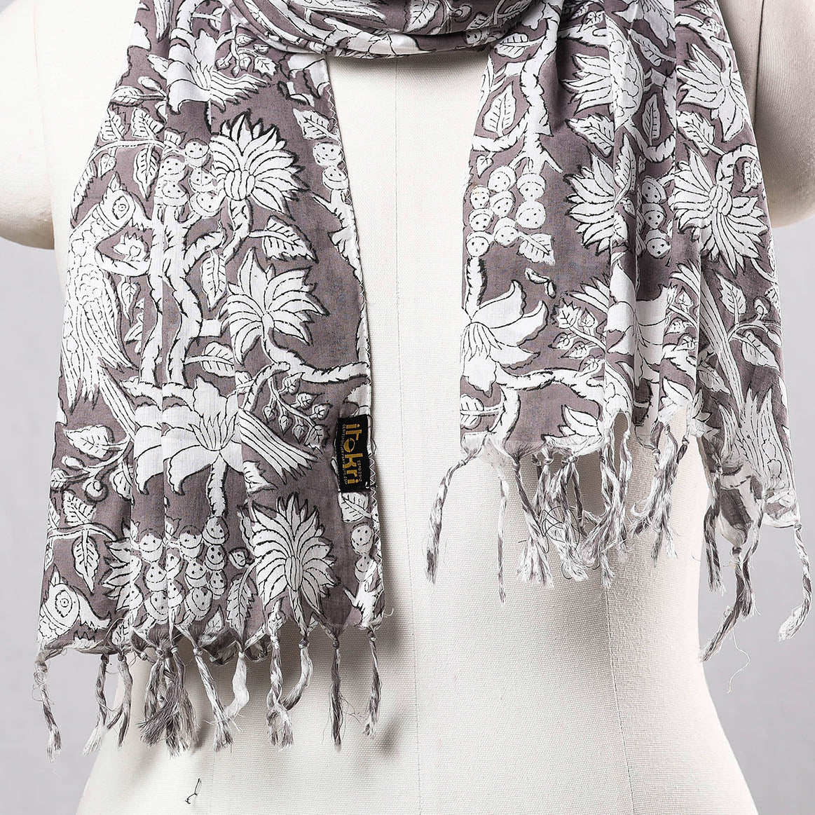 Lavender with White Mor & Flowers Sanganeri Block Printed Cotton Stole Online at iTokri.com