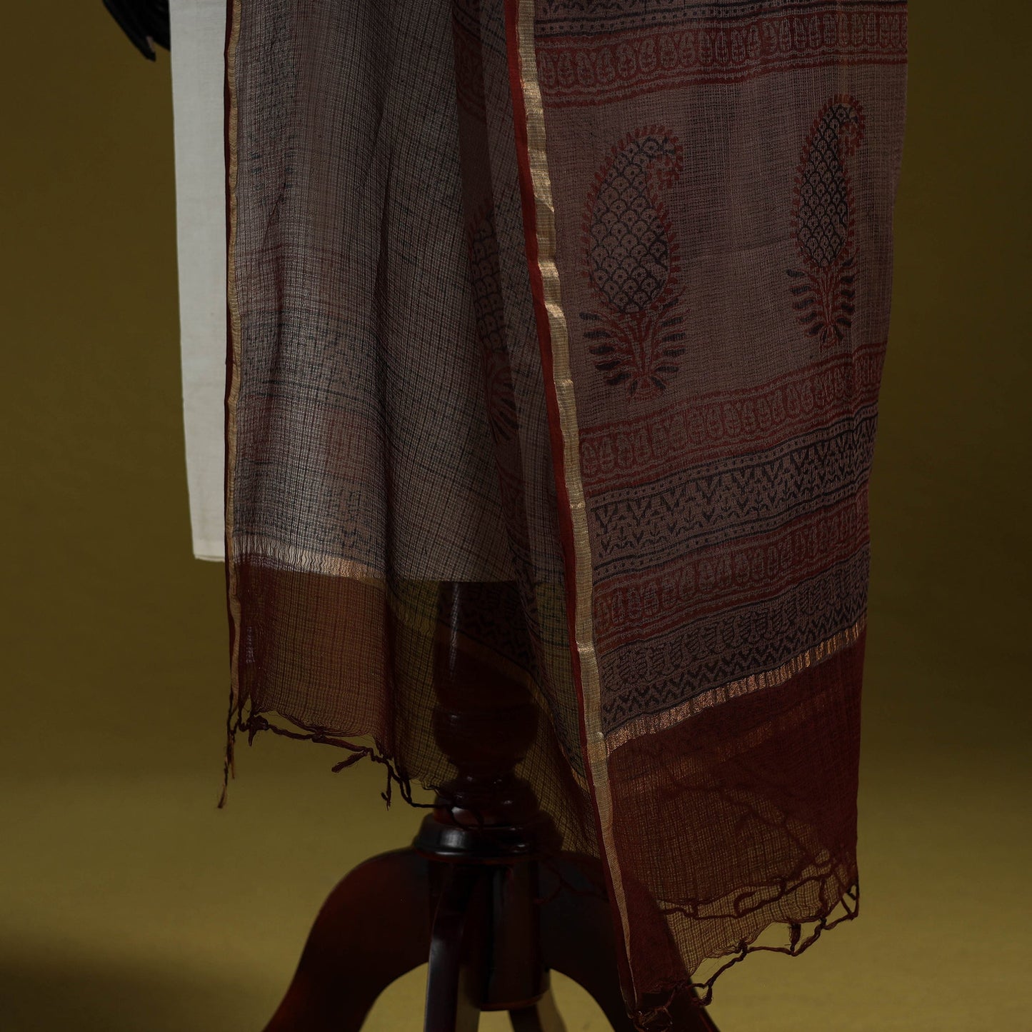 Natural dyed kota doria cotton hand block bagh print