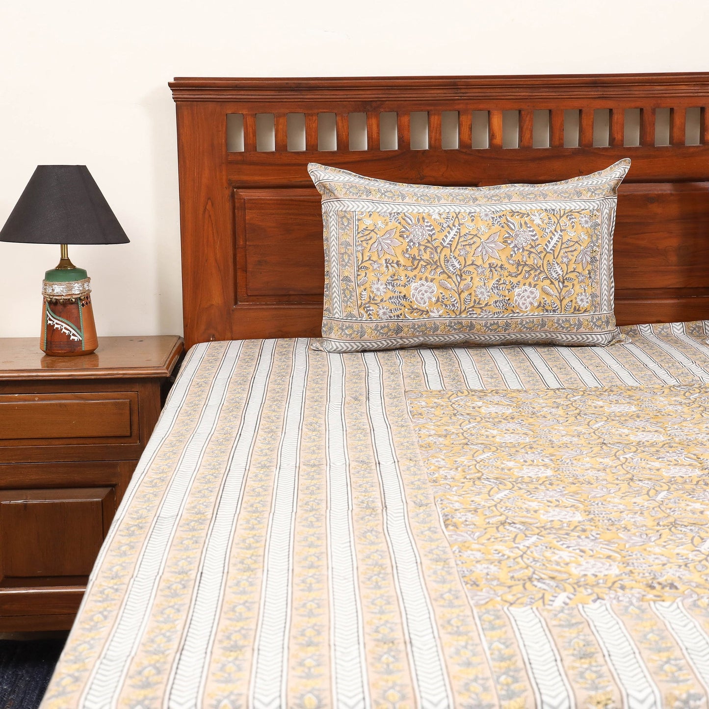 Patchwork hand double sanganeri bedsheet set (108 x 90 in)