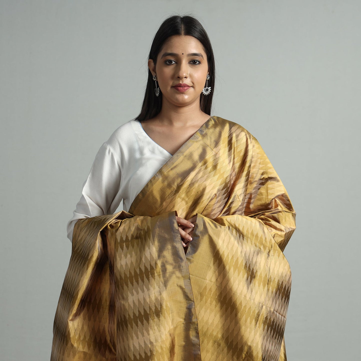 Pochampally Ikat Weave Pure Silk Handloom Dupatta 51 Online at iTokri.com