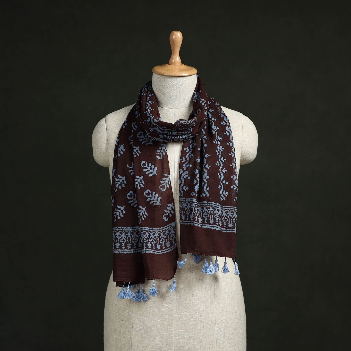 Pure mul cotton kutch hand block batik print stole