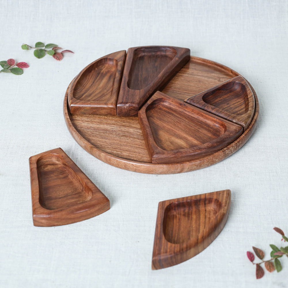 Brown Sheesham Wood Segmented Snacks Platter/Serving Tray