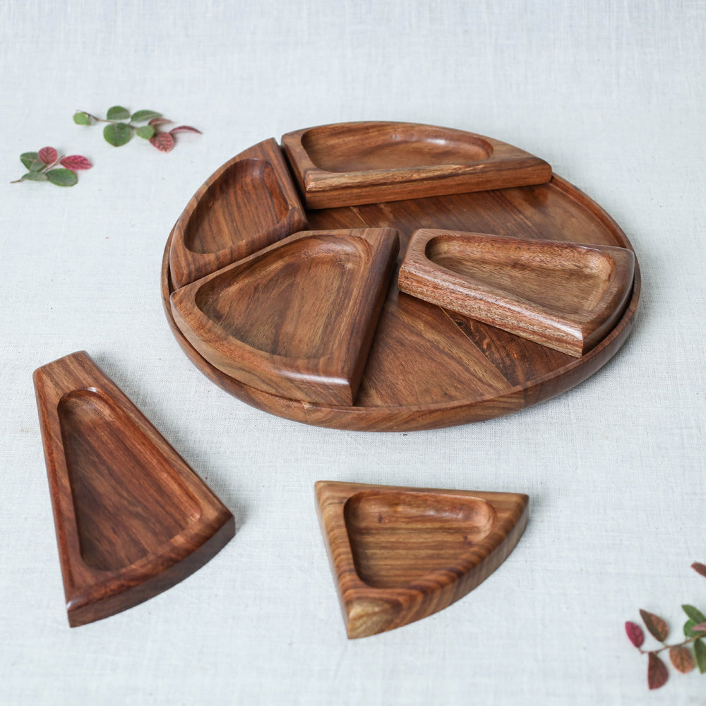 Sheesham Wood Brown Segmented Snacks Platter/Serving Tray