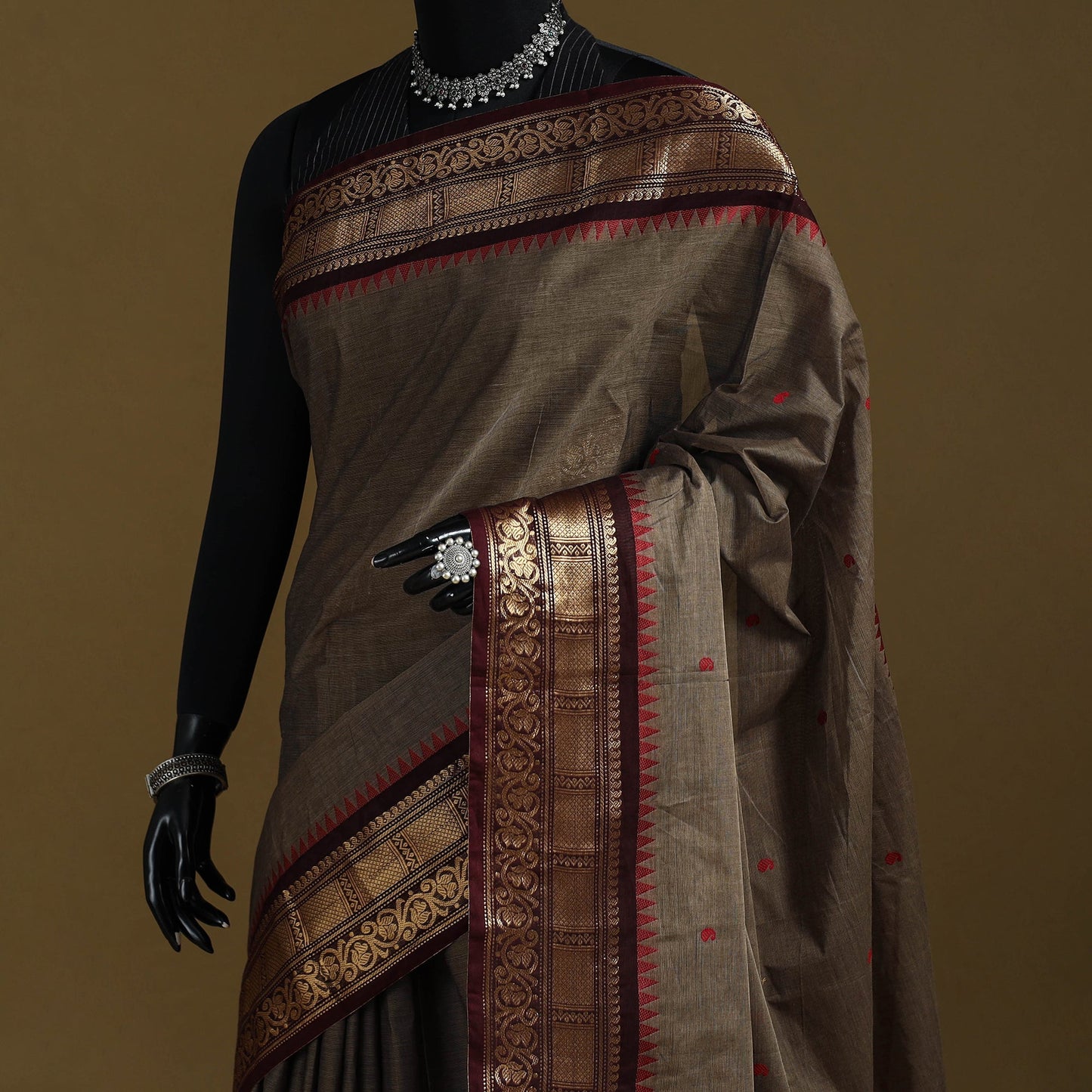 Thread buti cotton kanchipuram saree with border 43