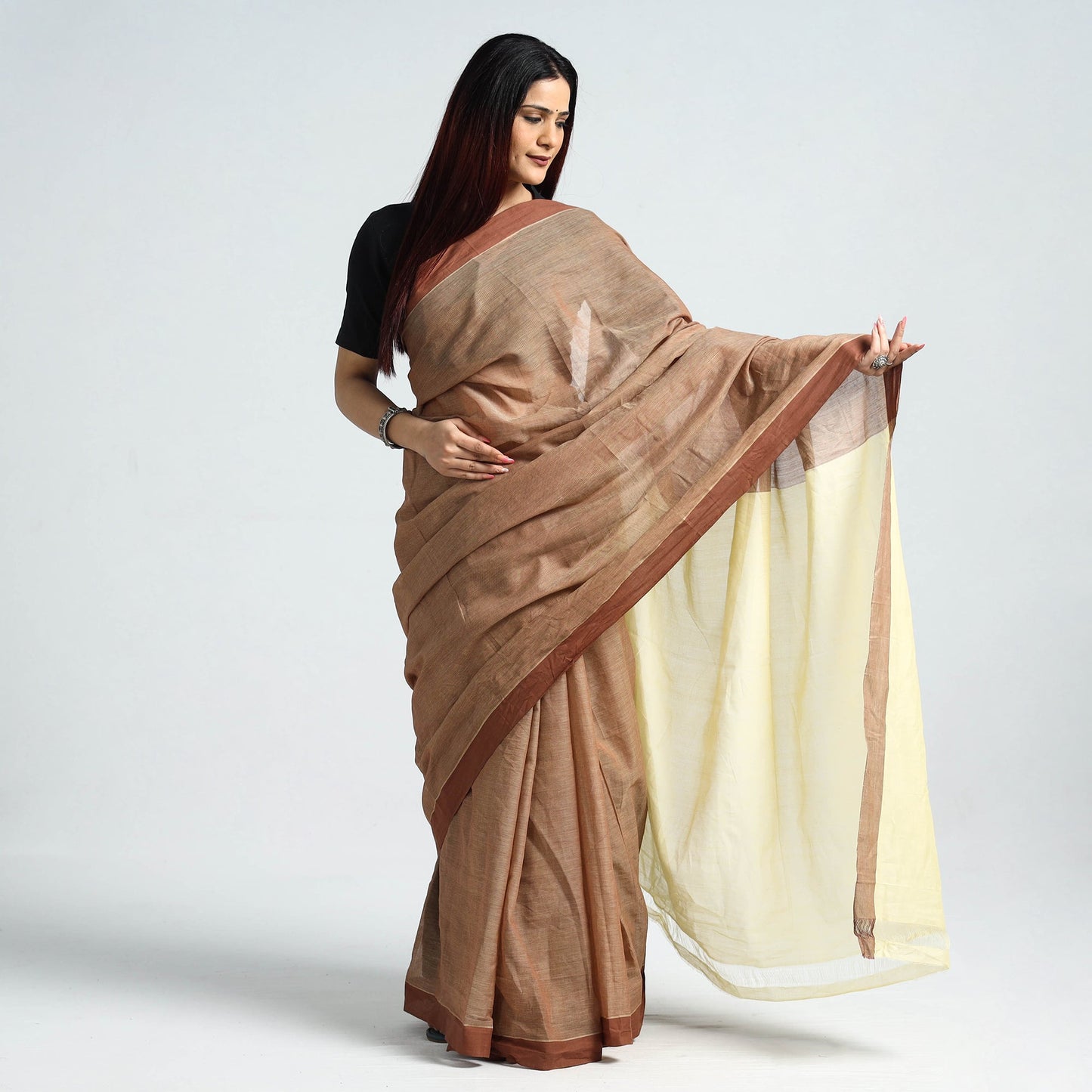 Traditional Challapalli Plain Handloom Cotton Saree