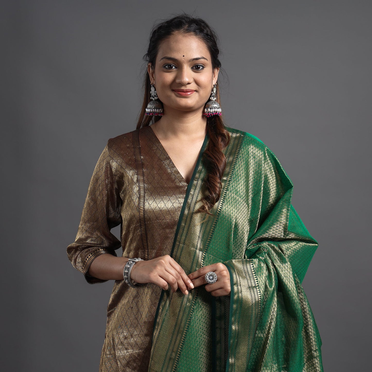 Traditional Maheshwari Tissue Zari Work Cotton Handloom Kurta with Dupatta Set