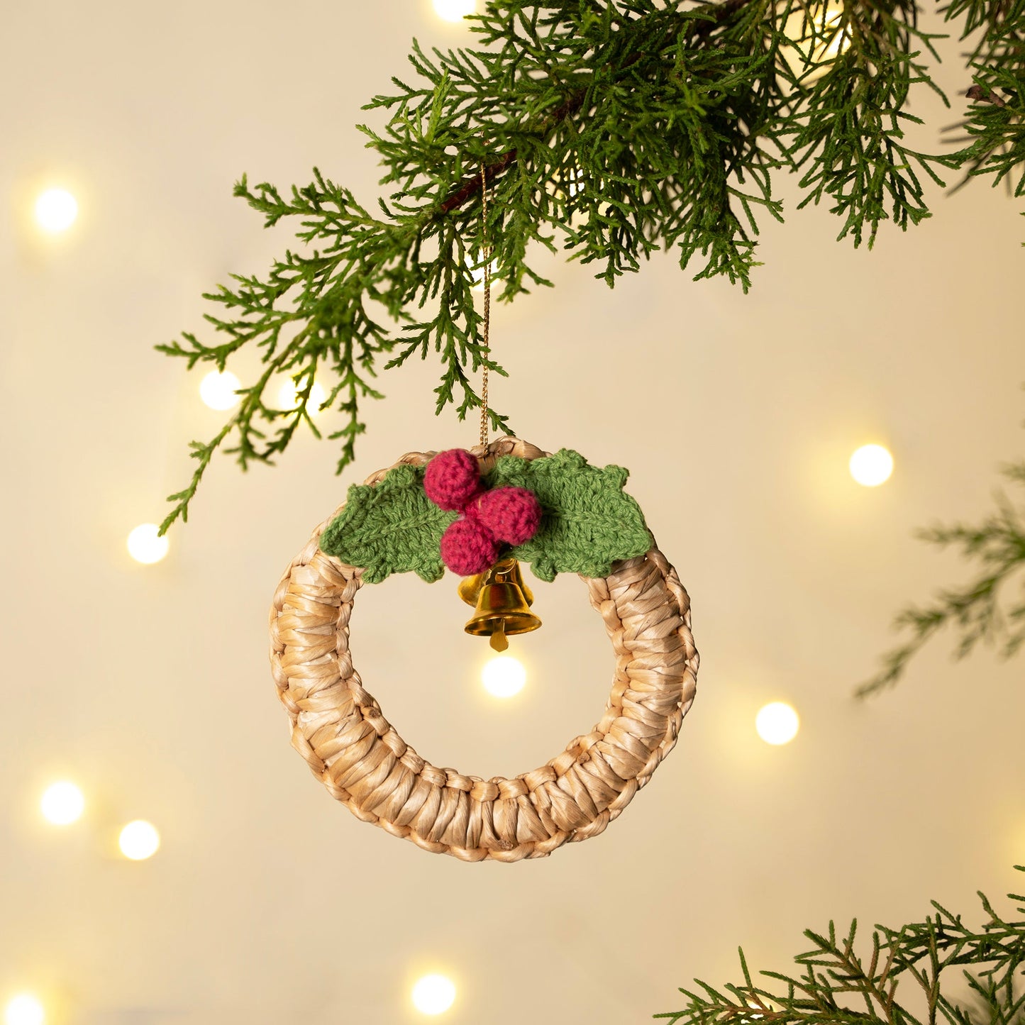 Christmas decor banana bark berry bell wreath hanging