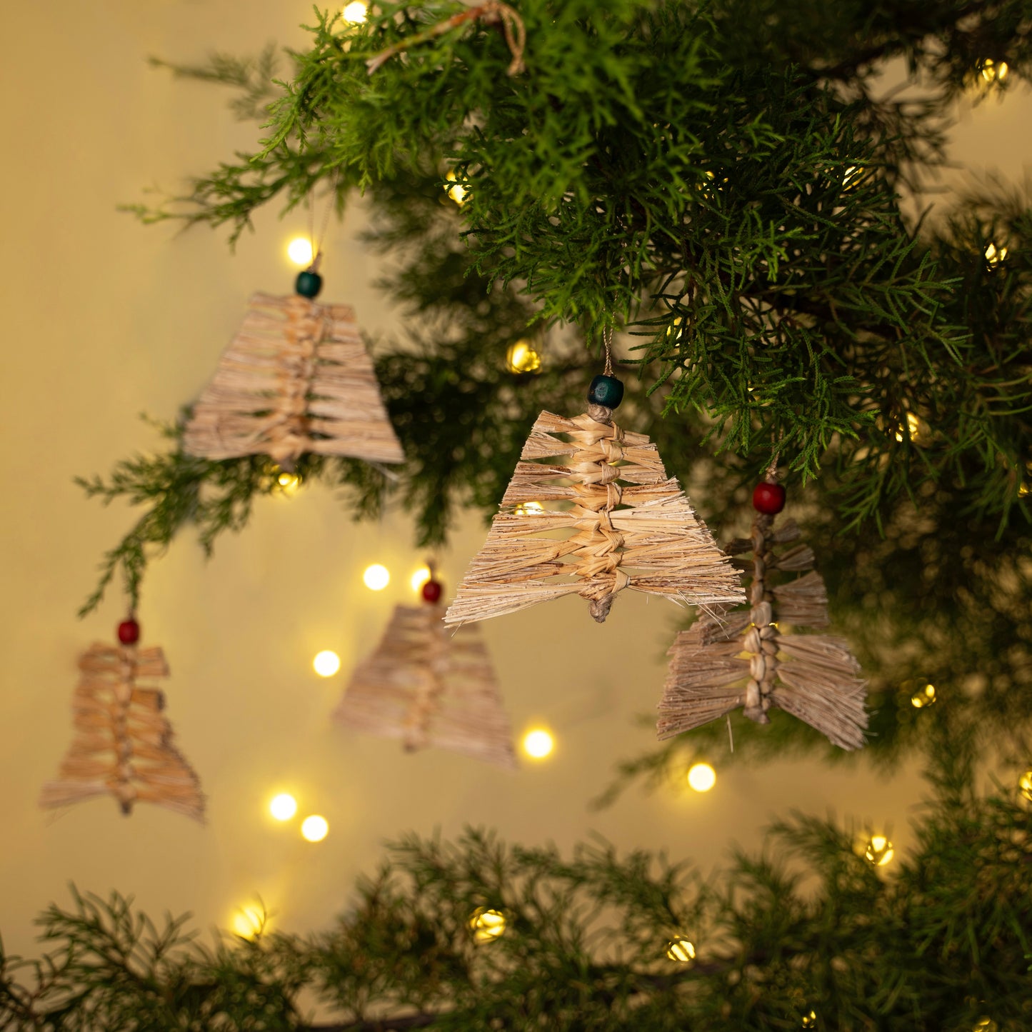 Christmas decor banana bark frill tree hanging (set of 5)