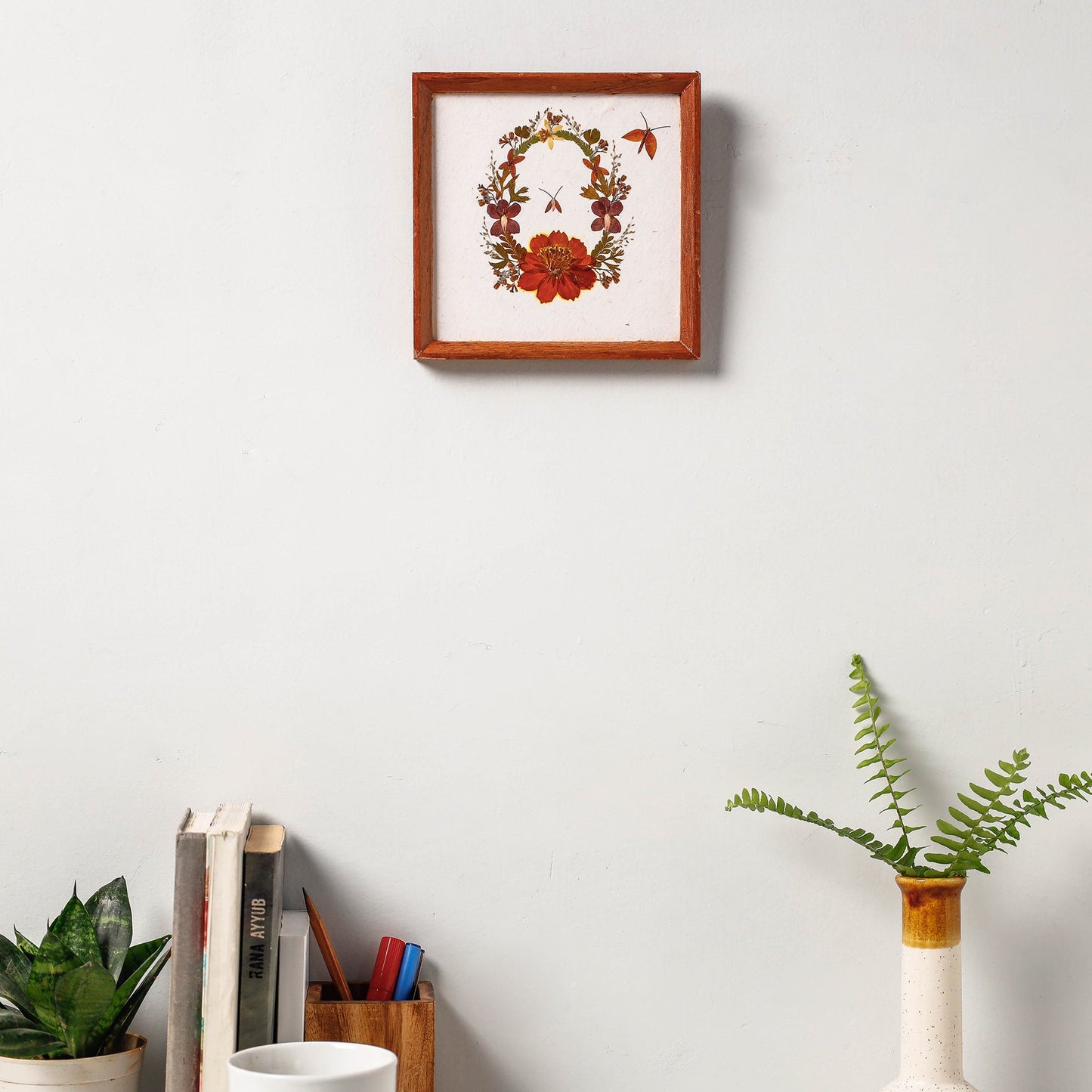 Classic Natural Flower Art Work Wall Hanging Wooden Frame