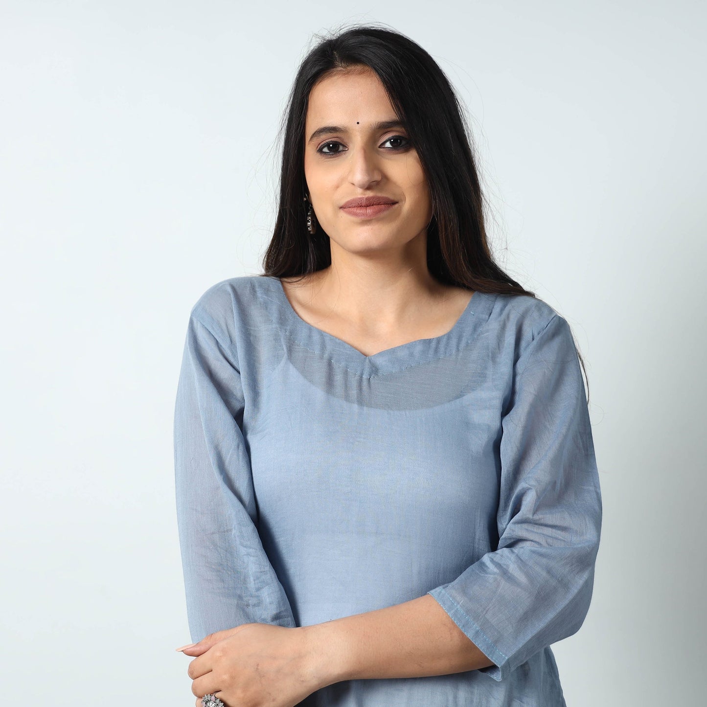 Mulmalai Cotton Plain Dyed Long Kurta Online at iTokri.com