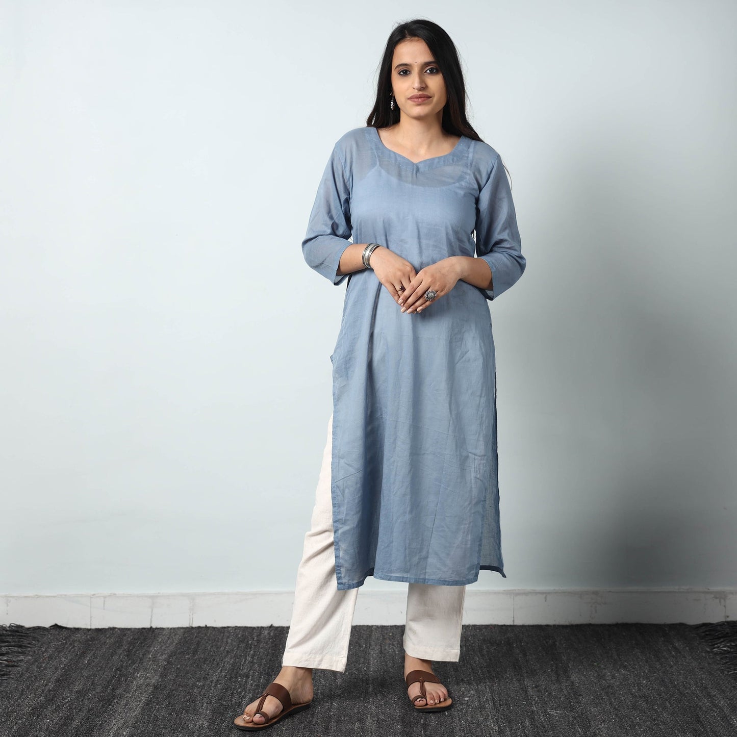 Mulmalai Cotton Plain Dyed Long Kurta Online at iTokri.com