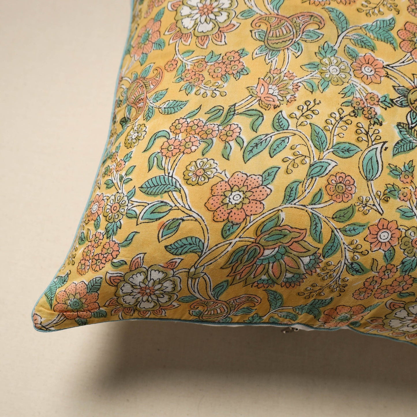 Cotton sanganeri cushion cover 136 - handcrafted