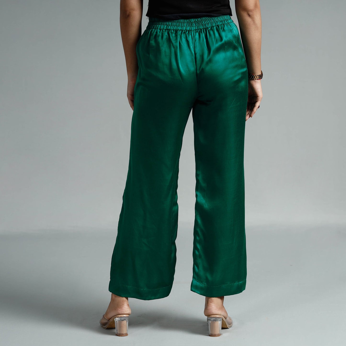 Buy Plain Modal Silk Elasticated Pant Online at iTokri.com