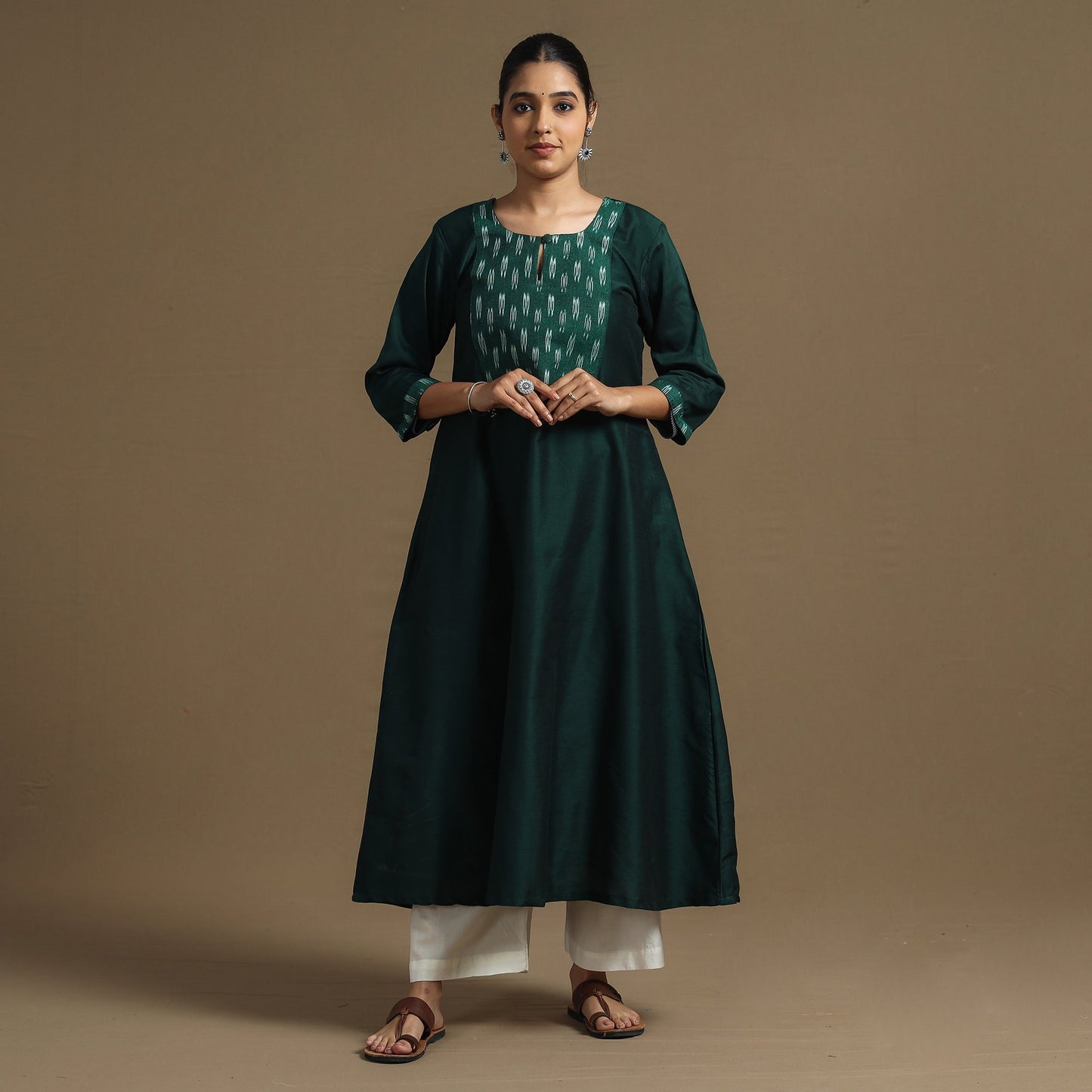 Buy Plain Slub Silk Kurta with Ikat Patchwork Online at iTokri.com