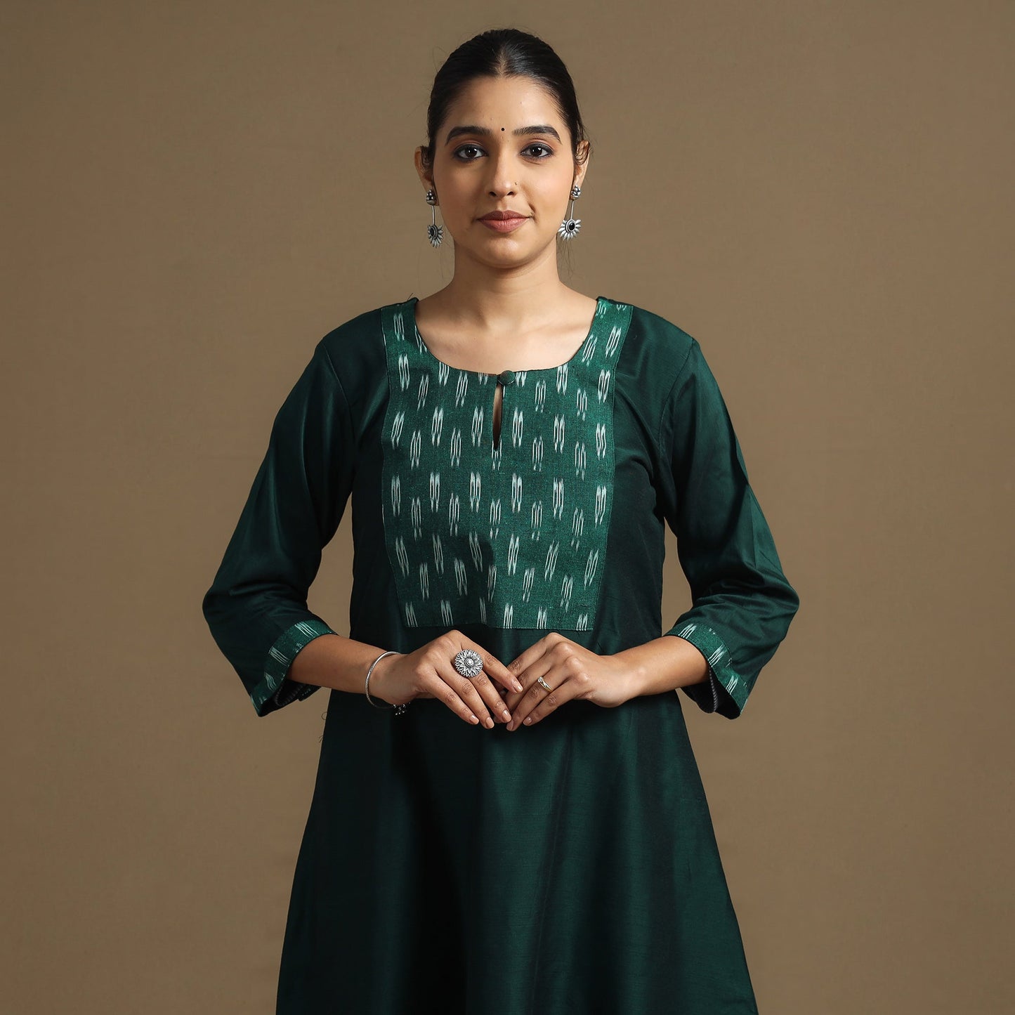 Buy Plain Slub Silk Kurta with Ikat Patchwork Online at iTokri.com