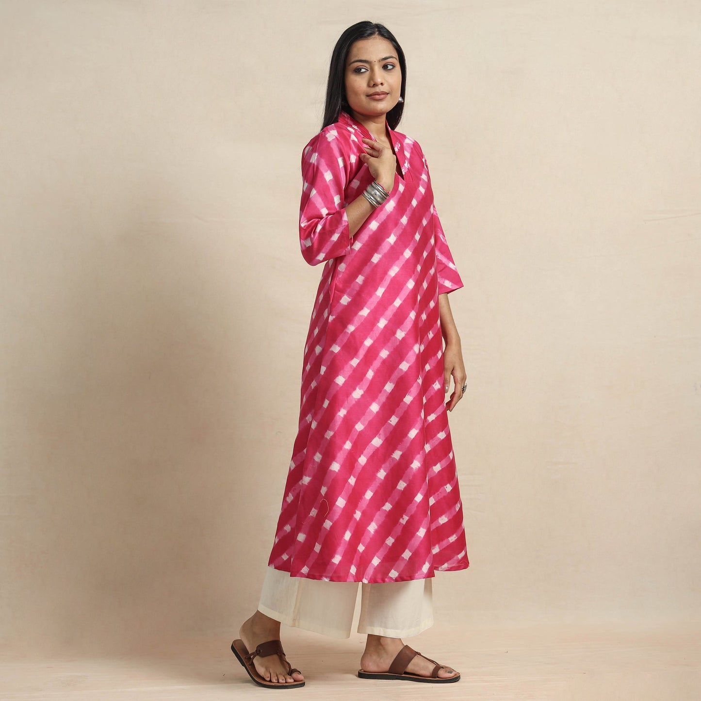 Buy Leheriya Tie-Dye Chanderi Silk Kurta Online at iTokri.com