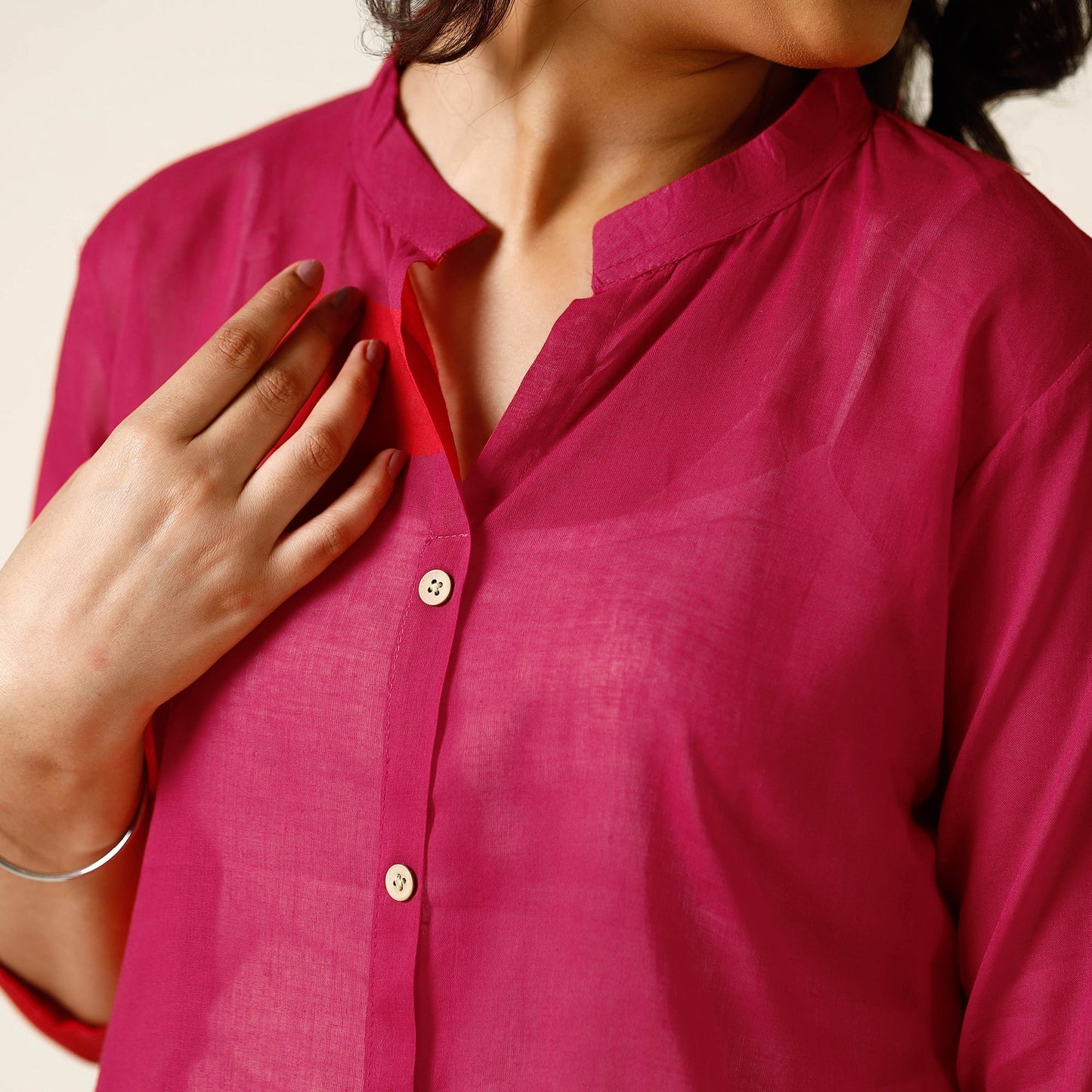 Mulmalai Cotton Plain Dyed Long Kurta Online at iTokri.com