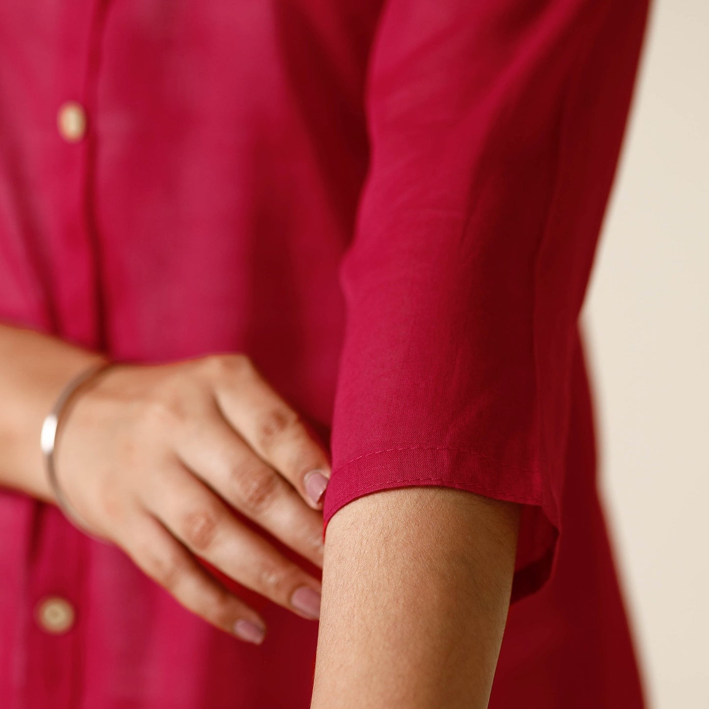 Mulmalai Cotton Plain Dyed Long Kurta Online at iTokri.com