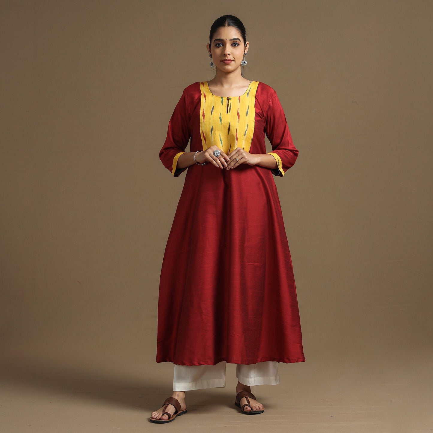 Buy Plain Slub Silk Kurta with Ikat Patchwork Online at iTokri.com