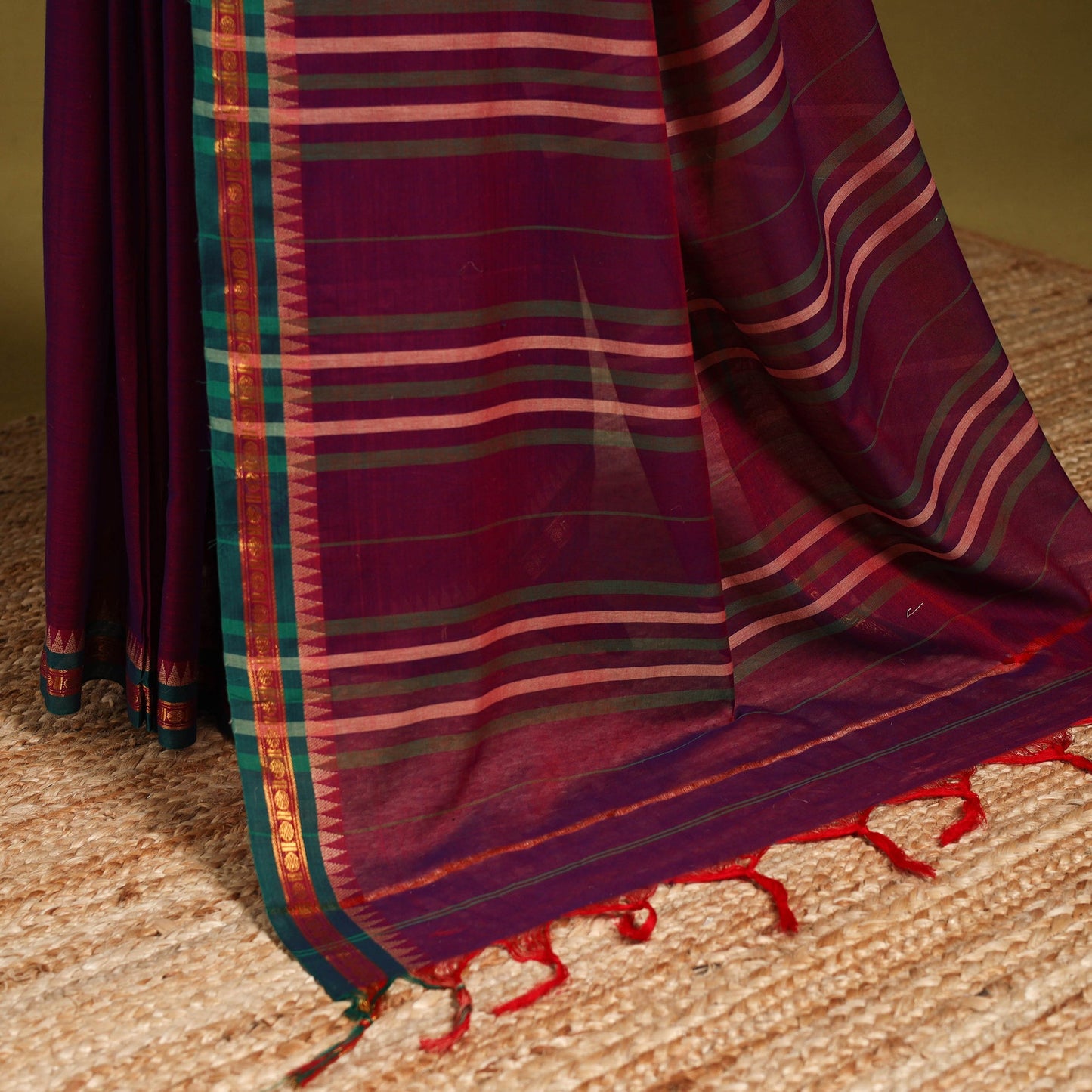 Dharwad cotton saree with border 44 - handcrafted
