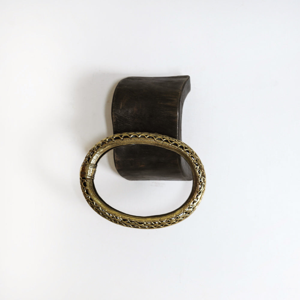 Handcarved Dokra Natural Wooden Towel Hanger (Single Piece) l iTokri.com
