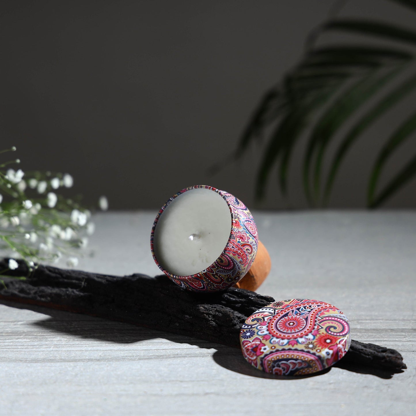 Eco-friendly premium tin coconut soy candle (small) 43