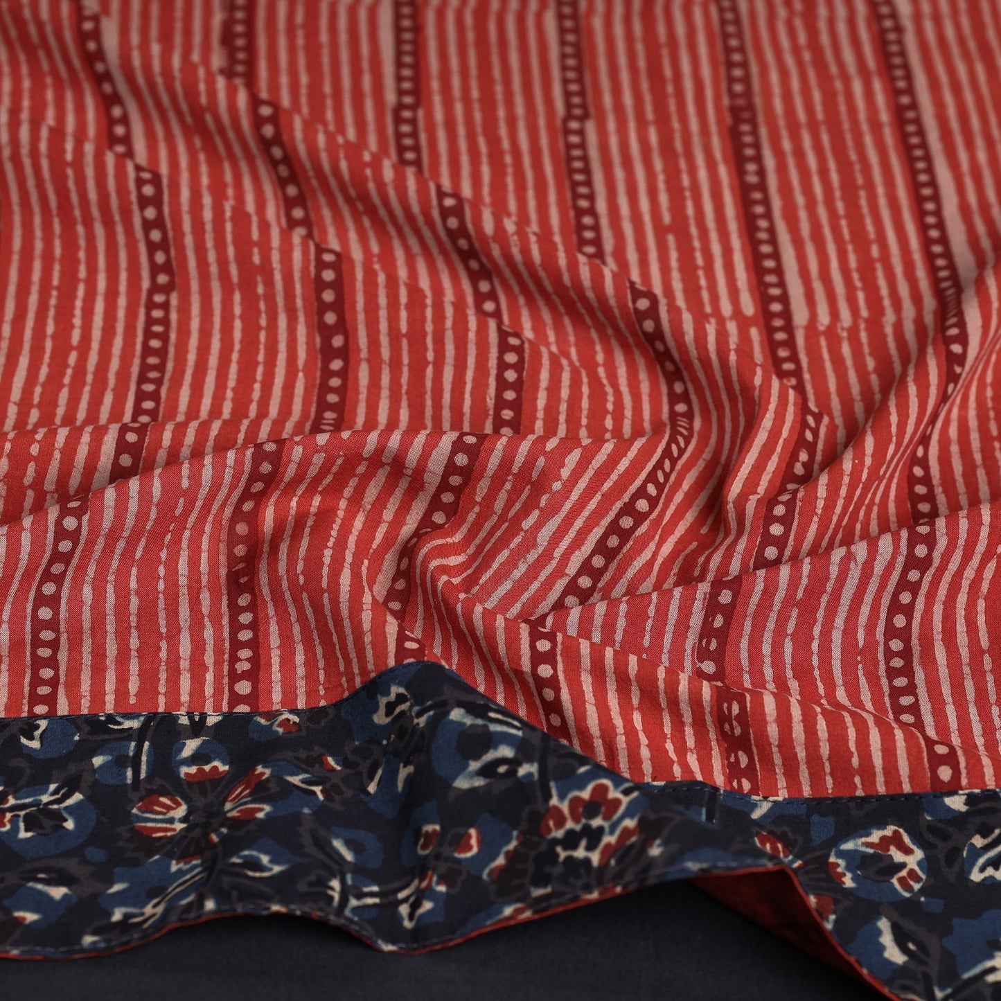 Buy Pipad Block Printed Cotton Blouse Piece Online at iTokri.com