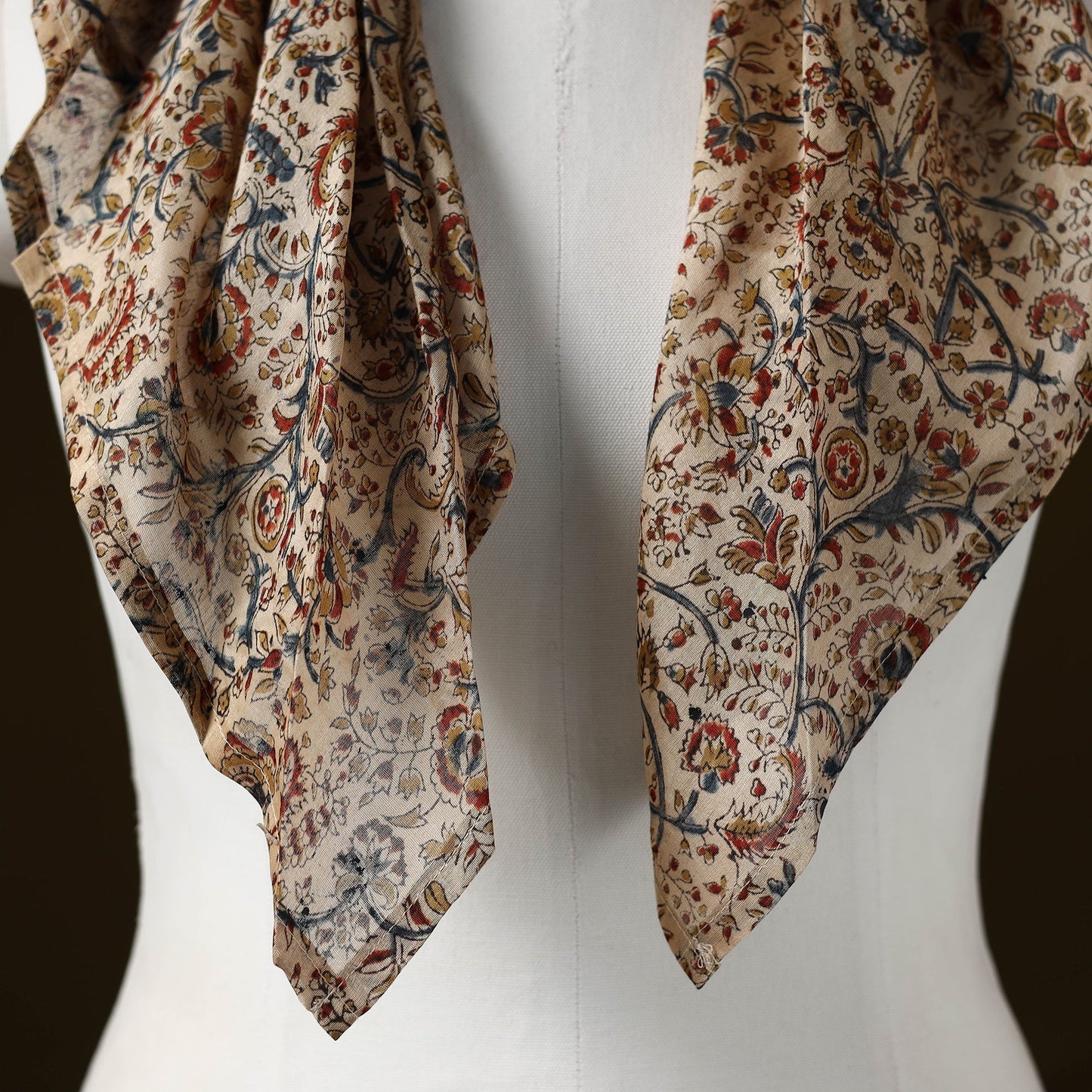 Kalamkari chanderi silk pendant necklace scarf 11