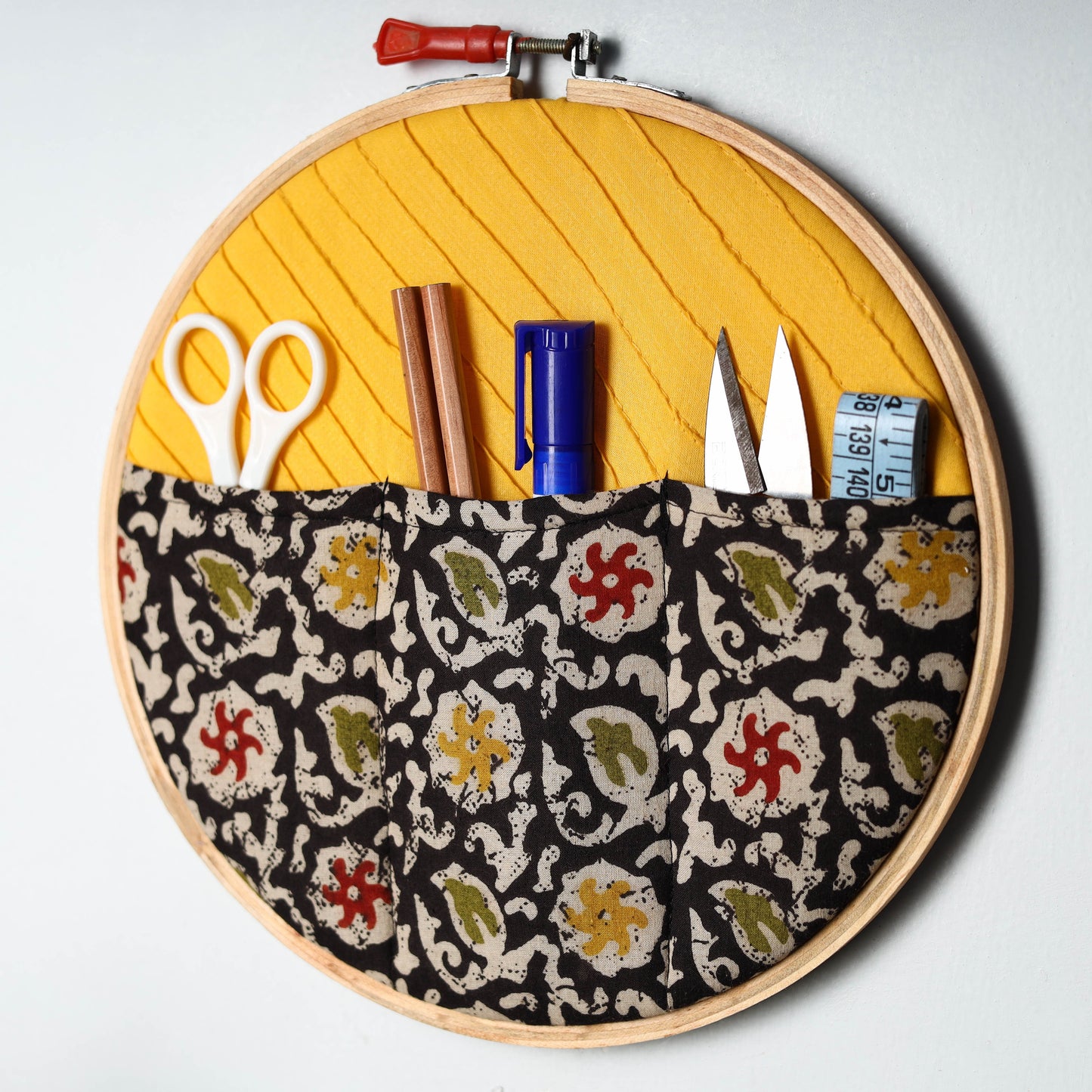 Embroidery Hoop Wall Decor 02