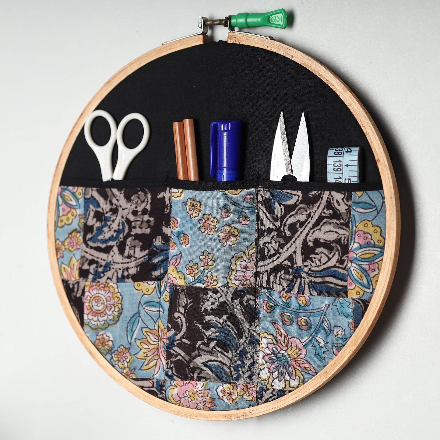 Embroidery Hoop Wall Decor (Medium) 30