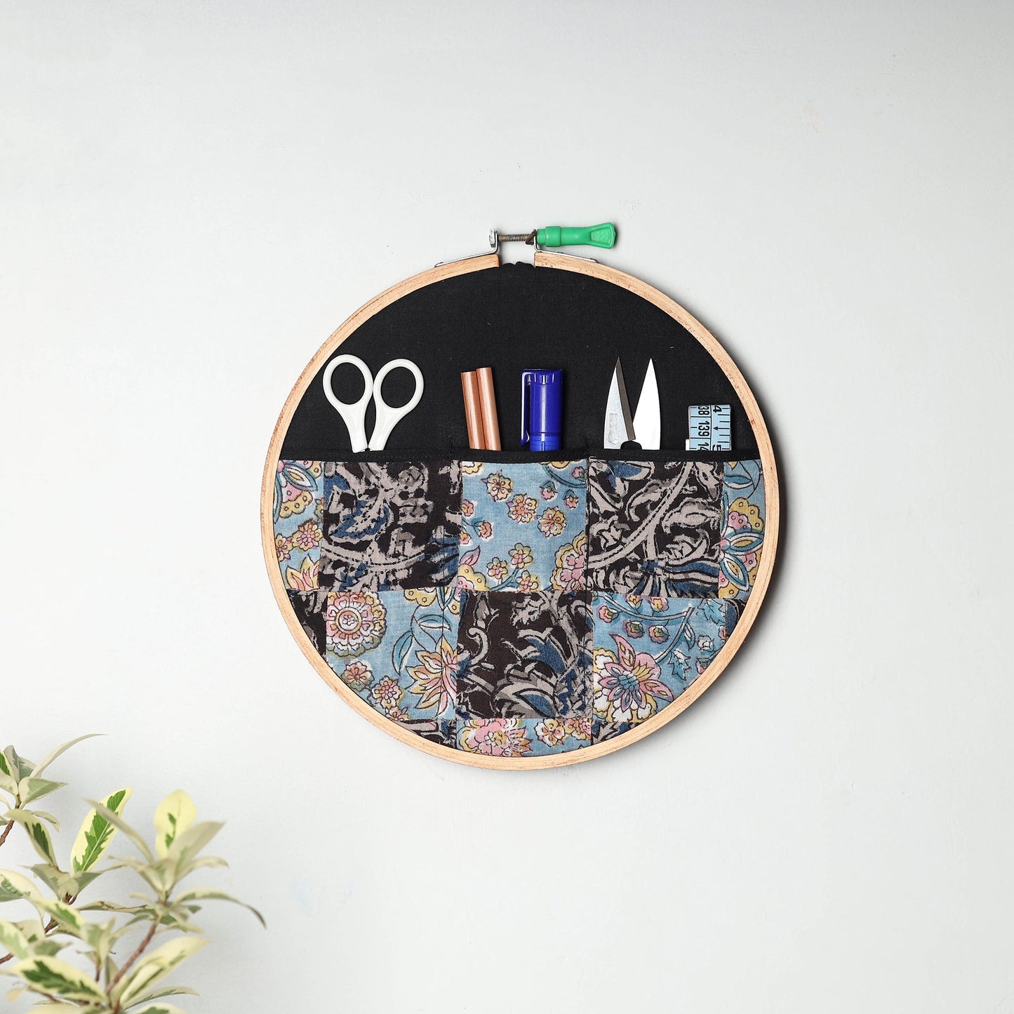 Embroidery Hoop Wall Decor (Medium) 30