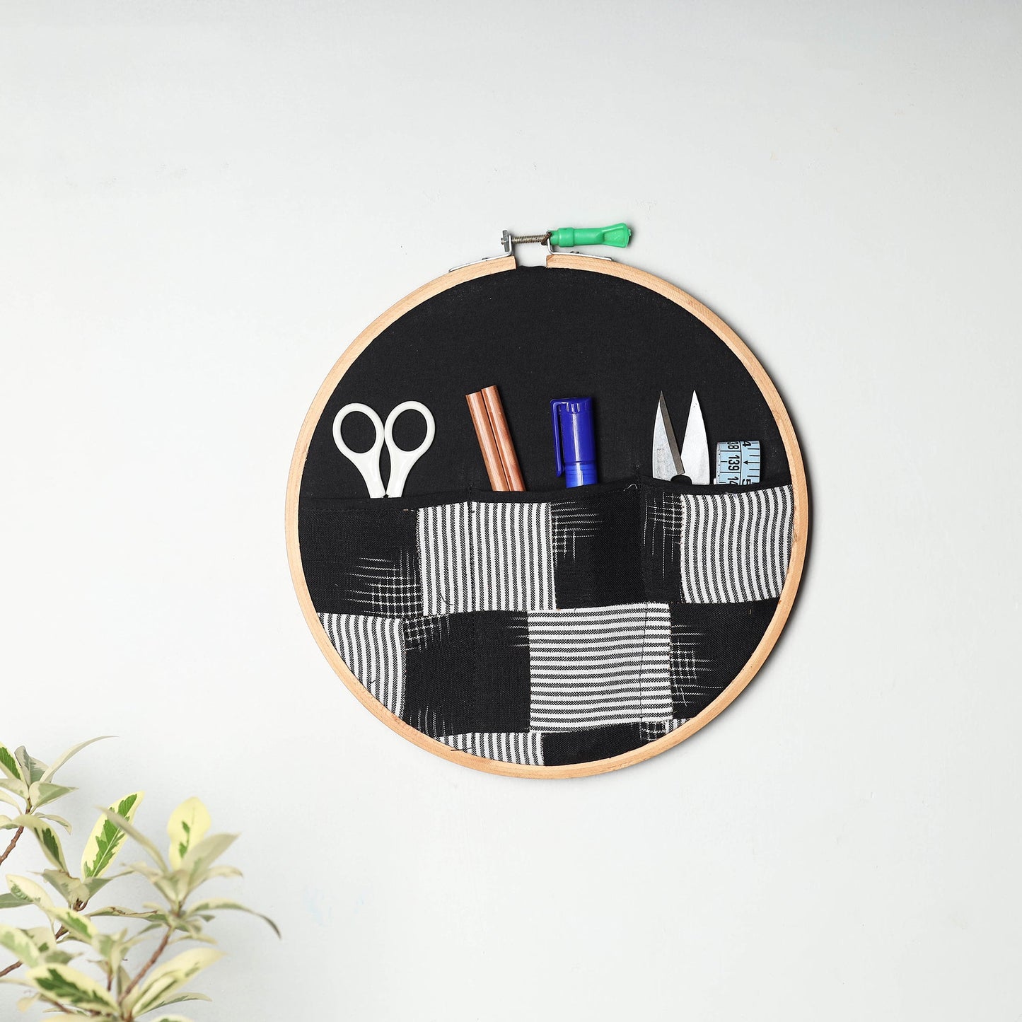 Embroidery Hoop Wall Decor (Medium) 24