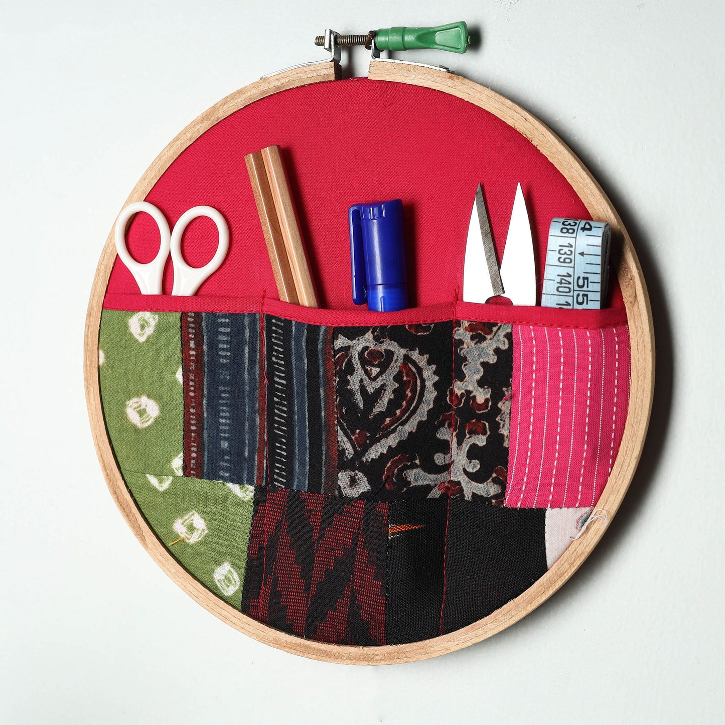 Embroidery Hoop Wall Decor (Small) 55