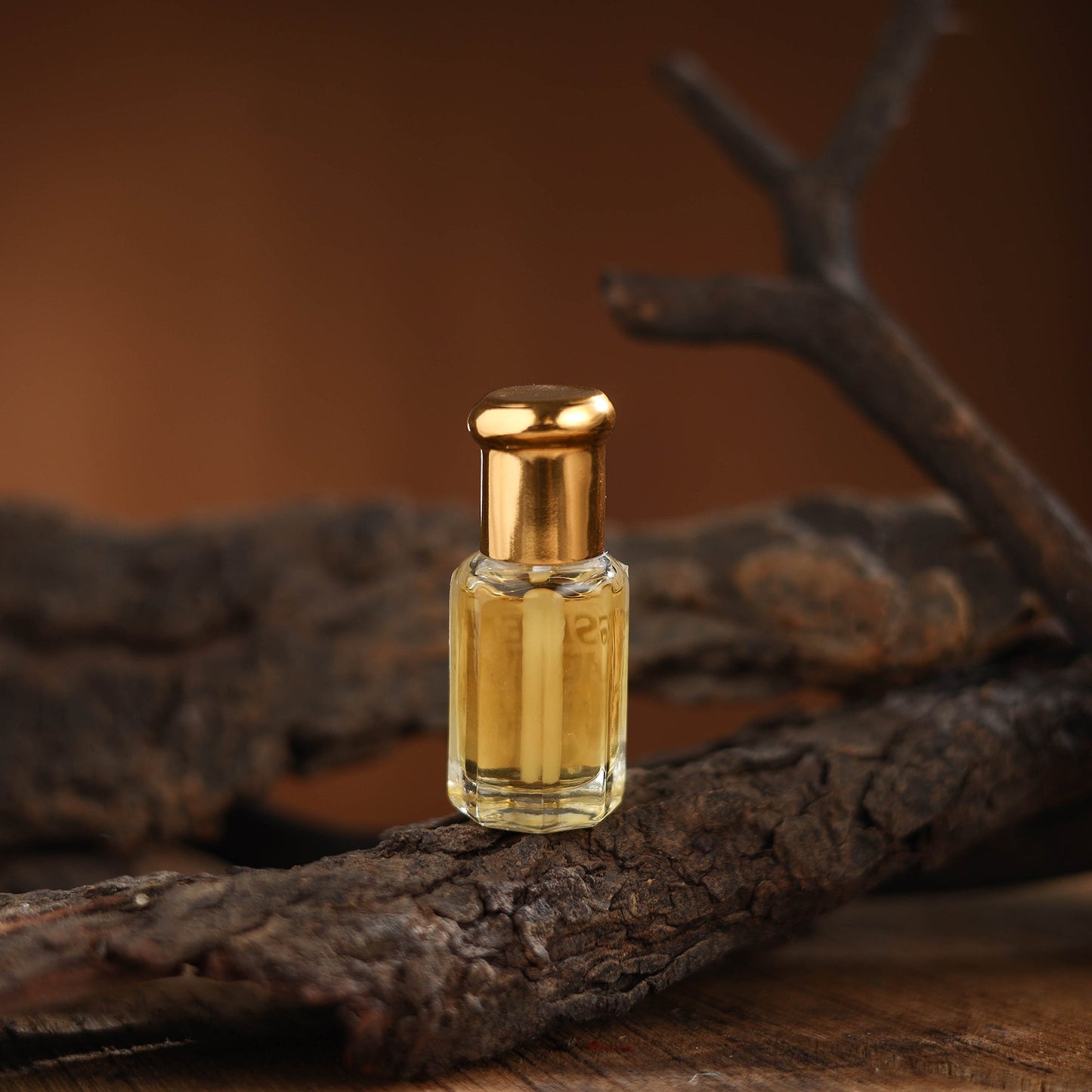 Essence lac 115 - natural essential unisex perfume oil 5ml