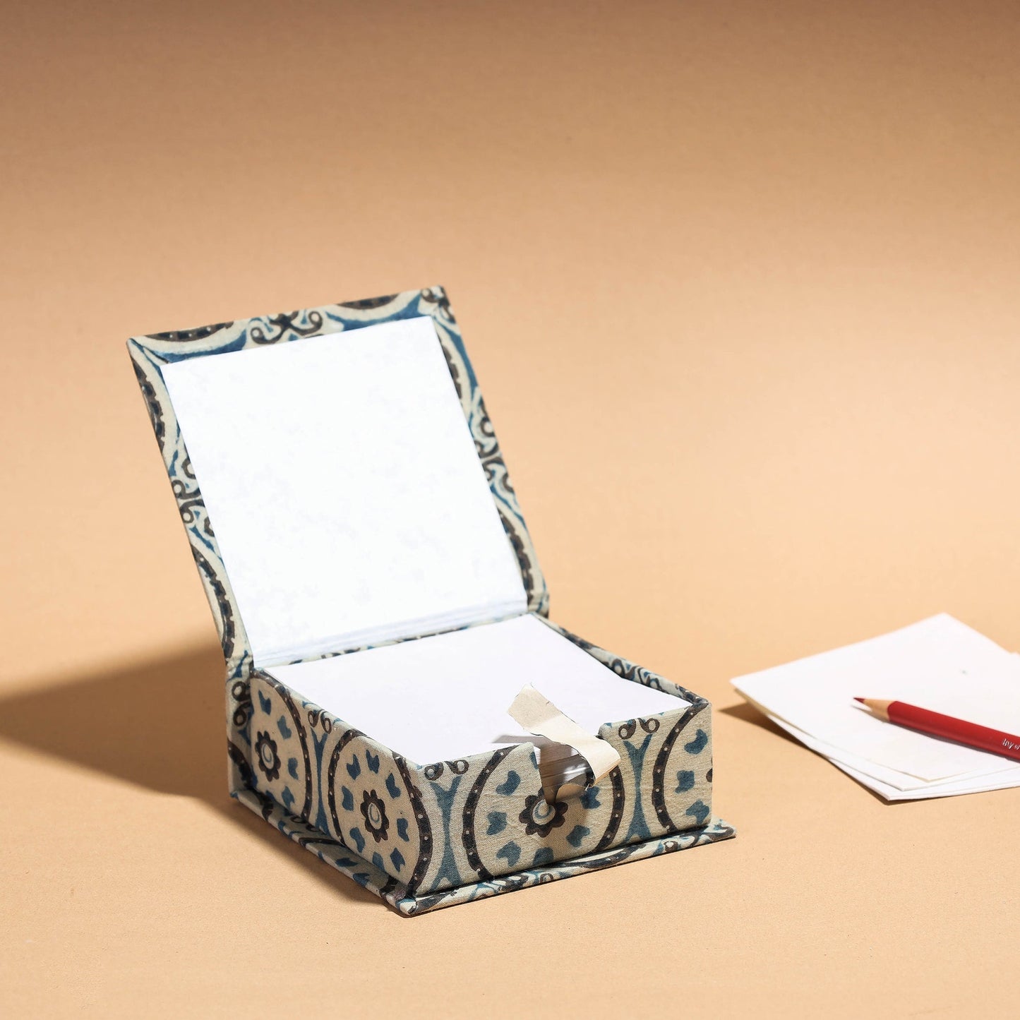 Floral Printed Handcrafted Card Holder with Slips