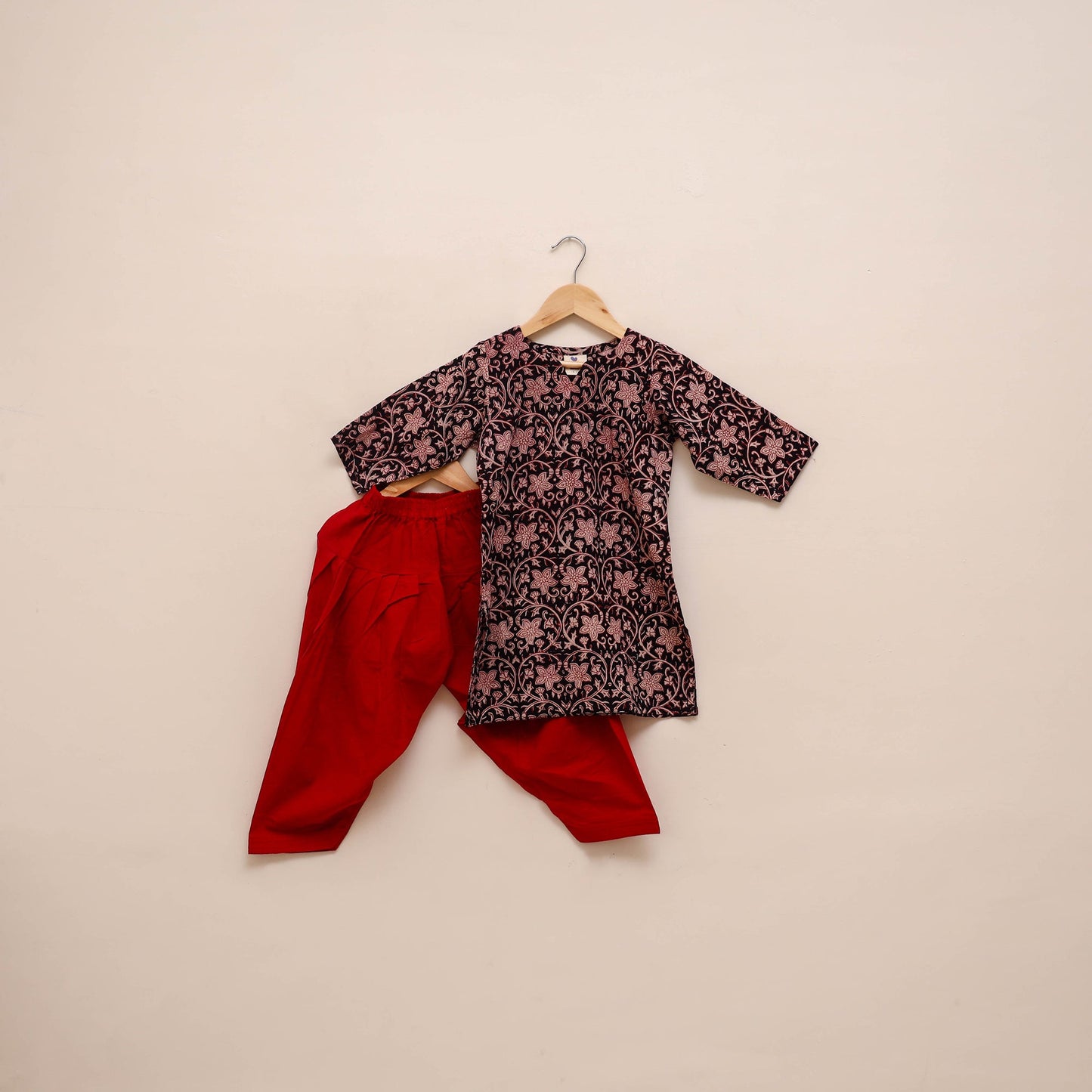 Girls bagh pure cotton kurta set (3-6 years) 19