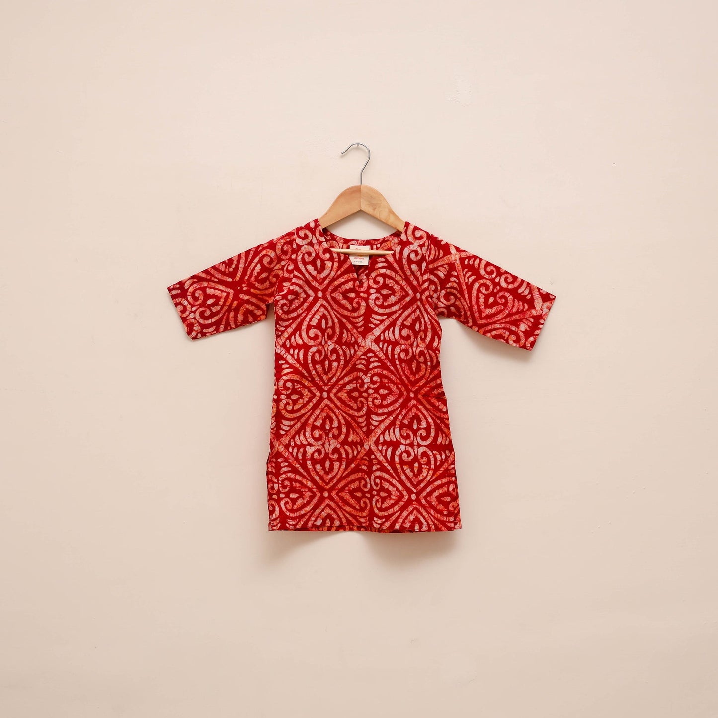 Girls hand batik pure cotton kurta set (2-6 years) 09