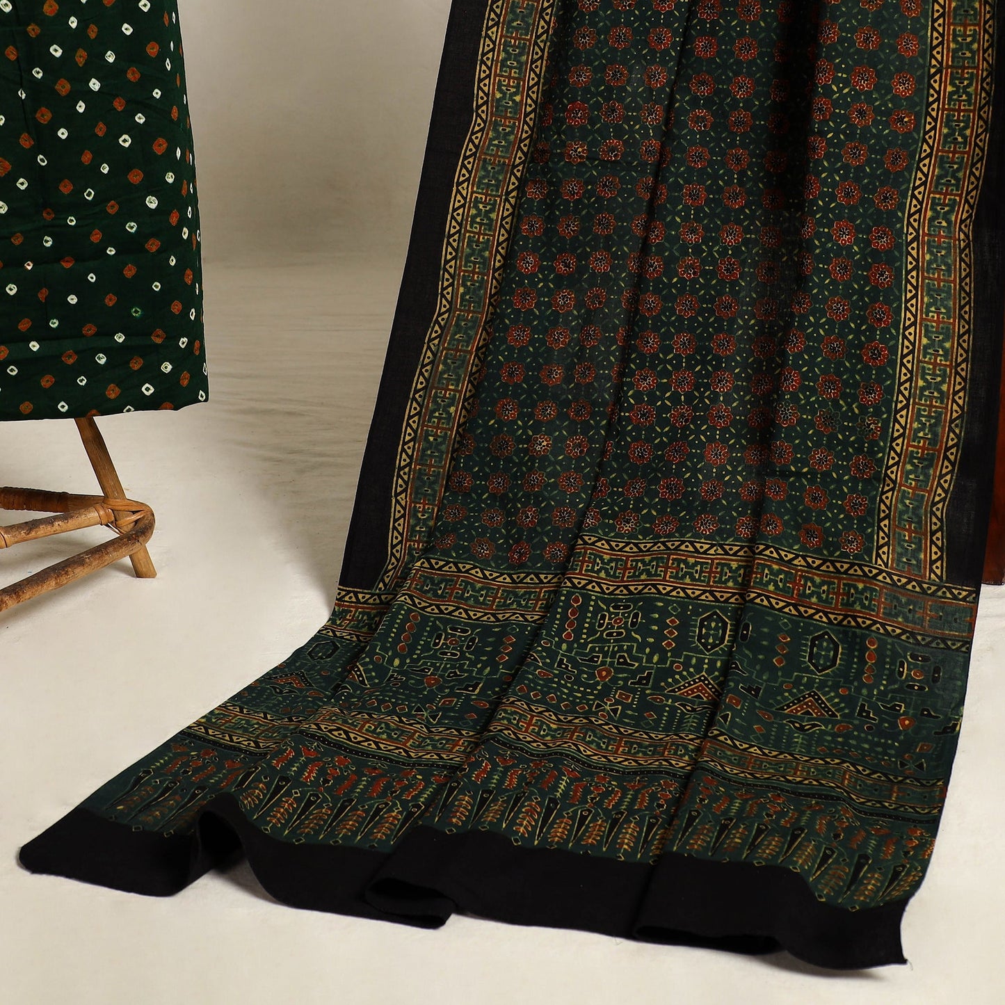 Green 2pc Tie-Dye Cotton Bandhani Kurta with Ajrakh Dupatta
