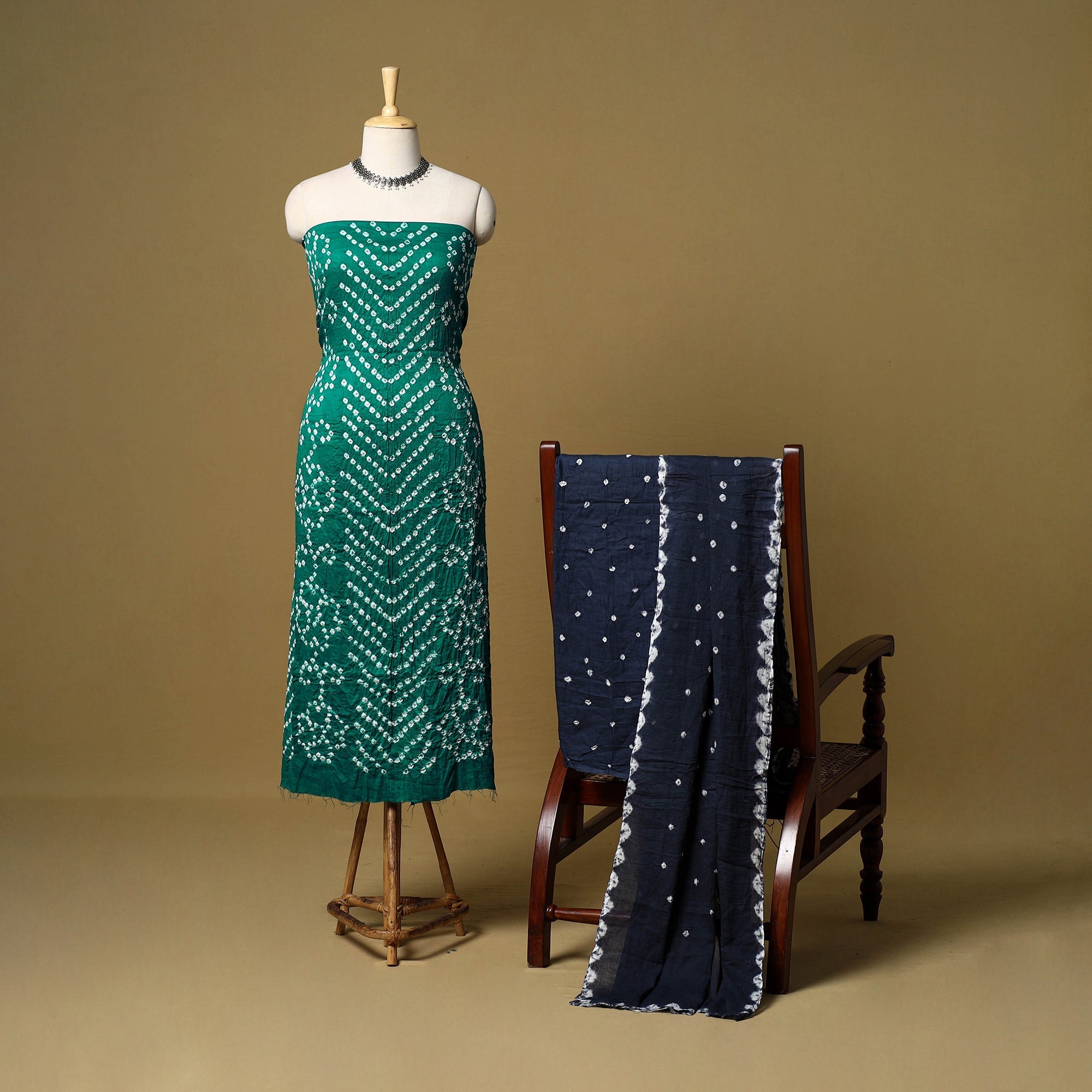 Kutch Bandhani Tie-Dye Modal Silk Banarasi Zari 3pc Unstitched Dress Material Suit Set 15