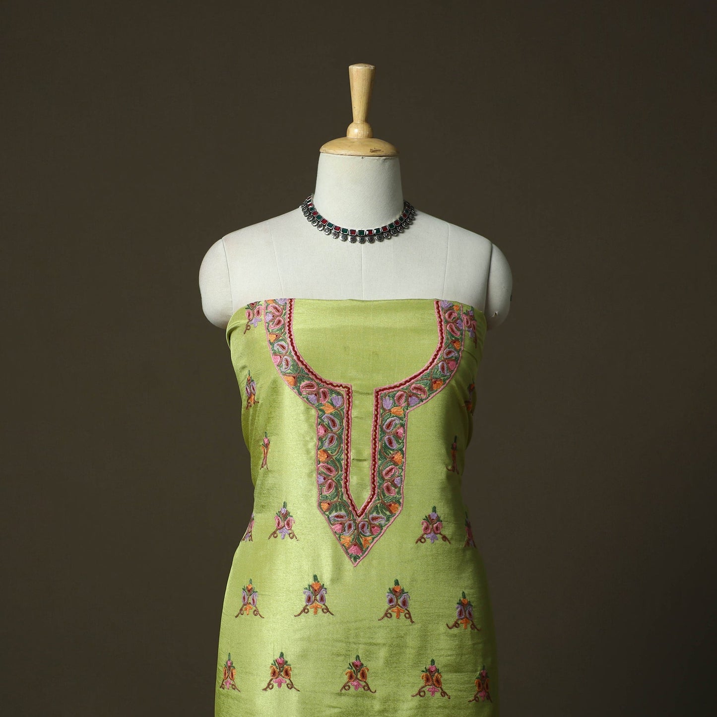 Aari hand embroidery silk 2pc unstitched dress material 26