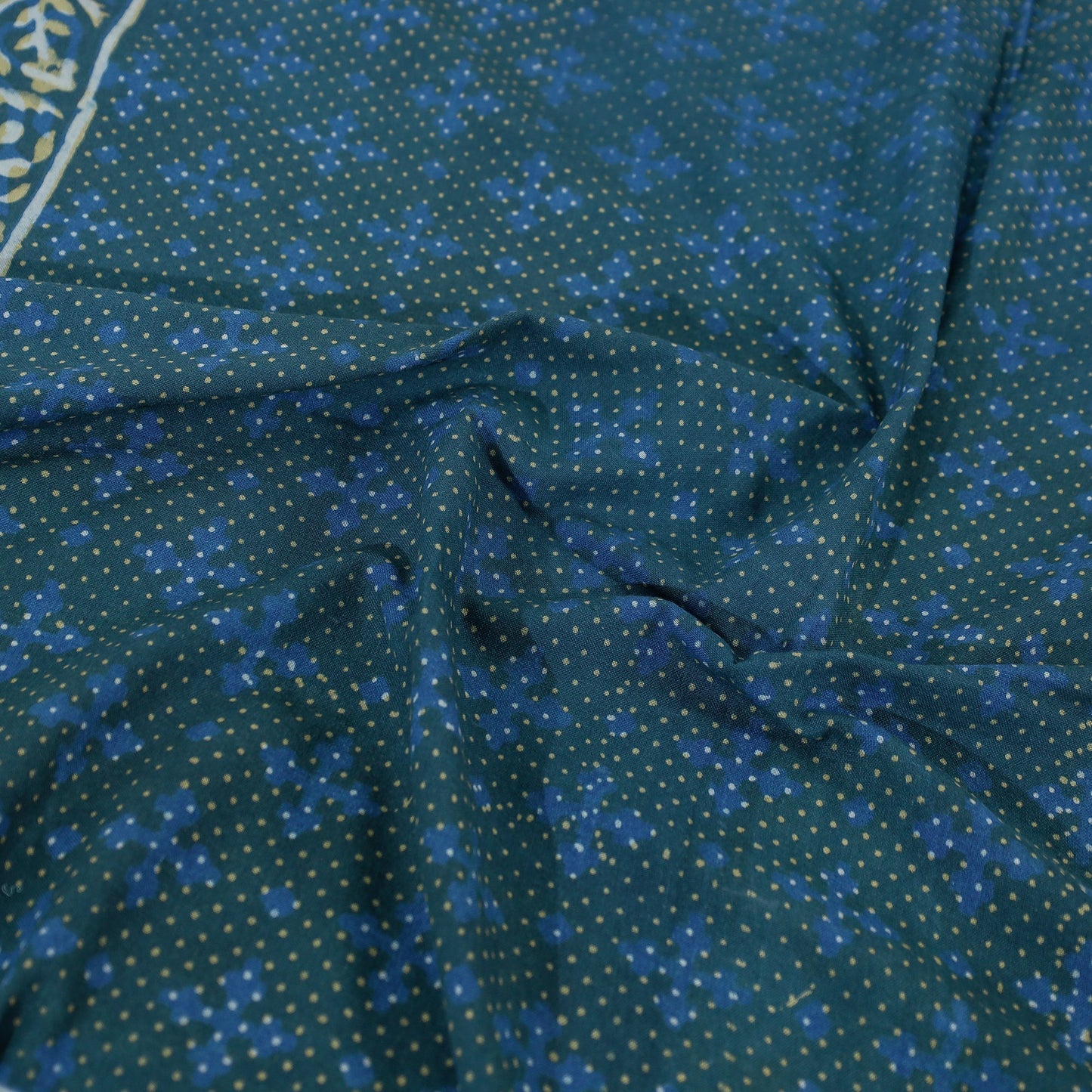 akola single bed cover