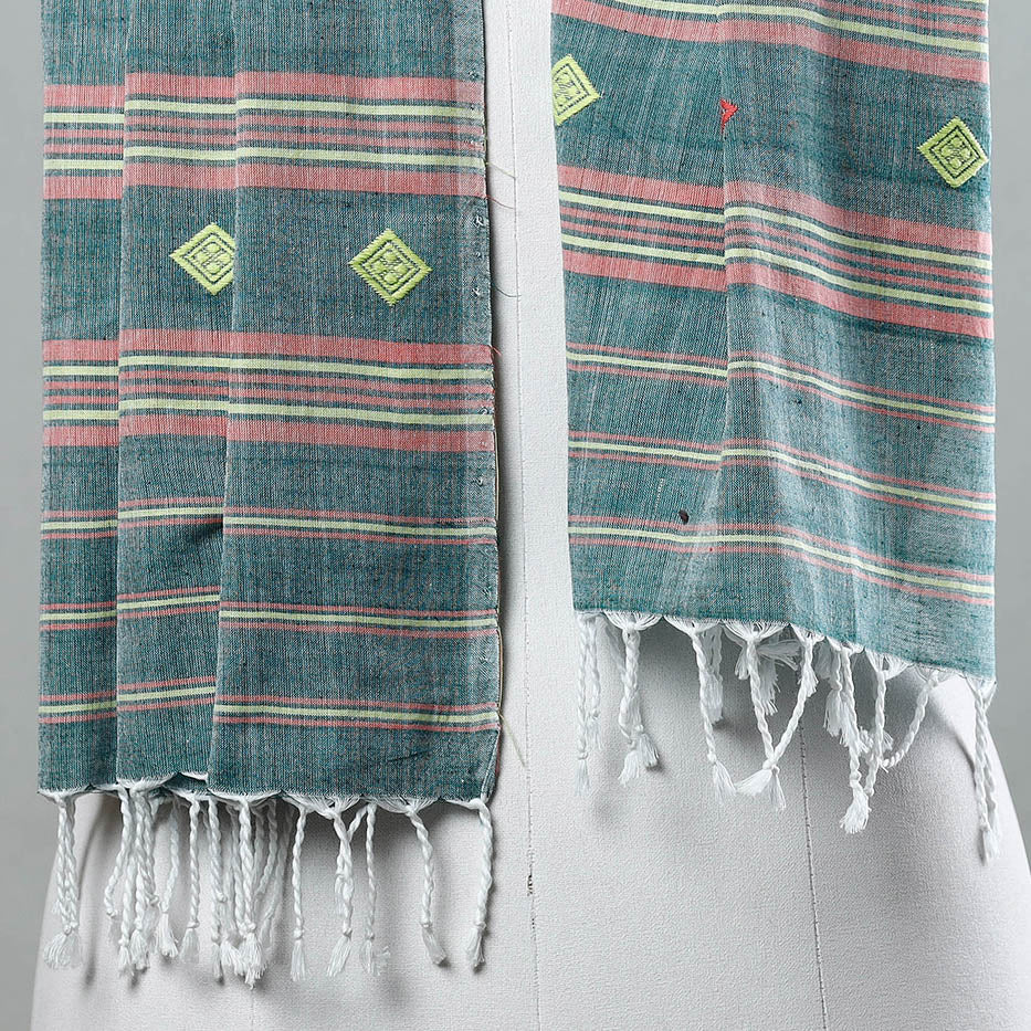 Assam Weave Handloom Cotton Thread Motifs Stole with Tassels