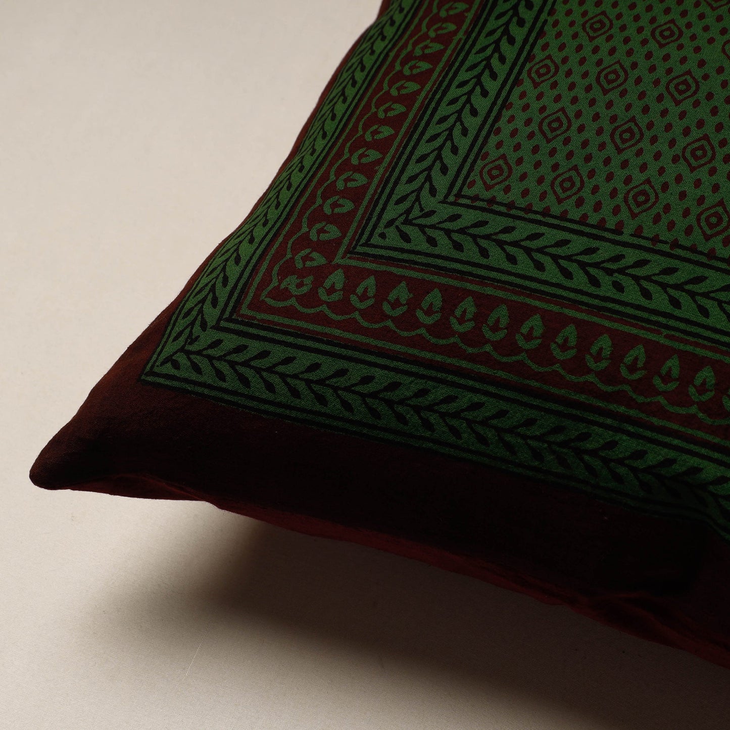 Bagh Block Printed Cotton Cushion Cover Online l iTokri.com