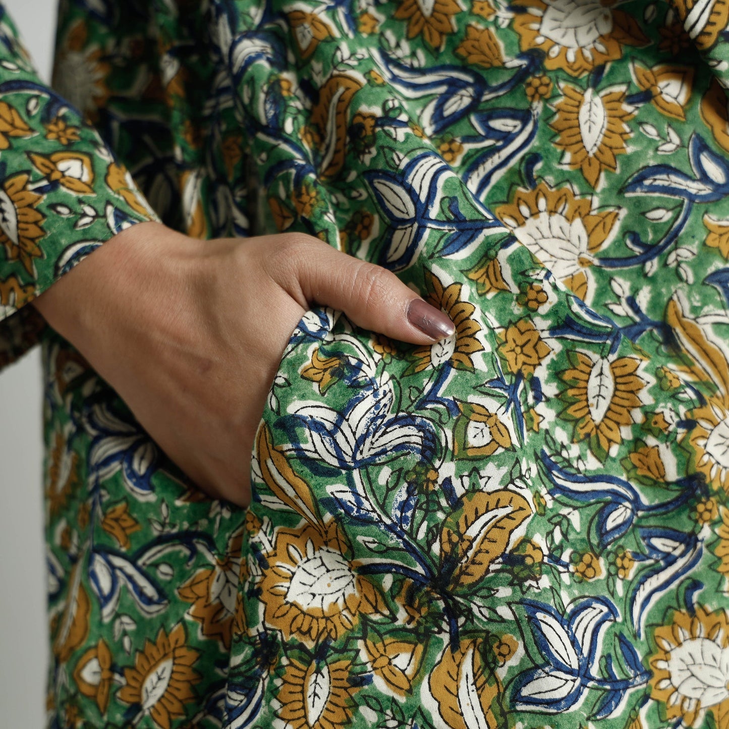 Buy Bagru Block Printed Cotton Kurta with Palazzo Set Online at iTokri.com