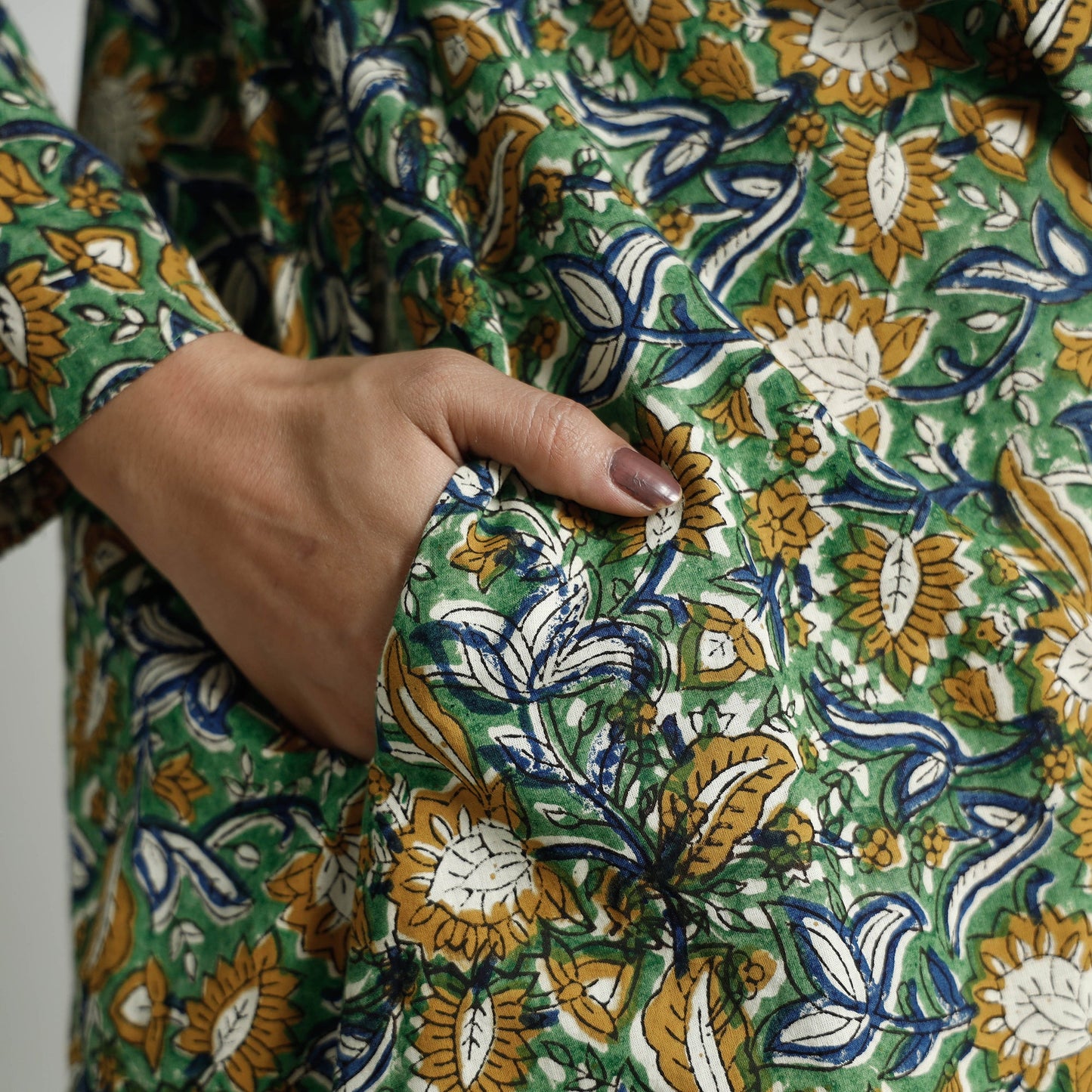 Buy Bagru Block Printed Cotton Kurta with Palazzo Set Online at iTokri.com