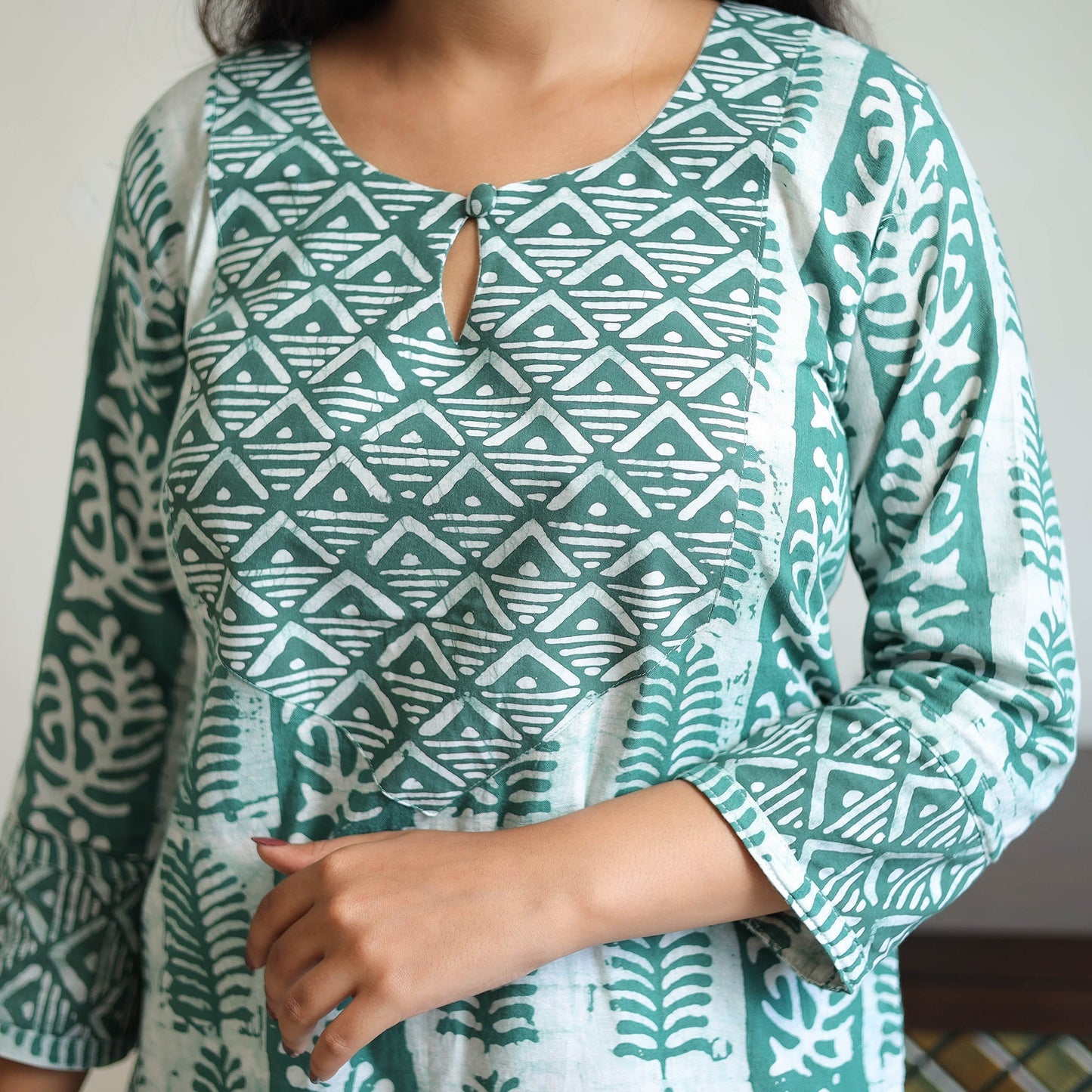 Green Batik Print Kurti Set – Cotton Suit
