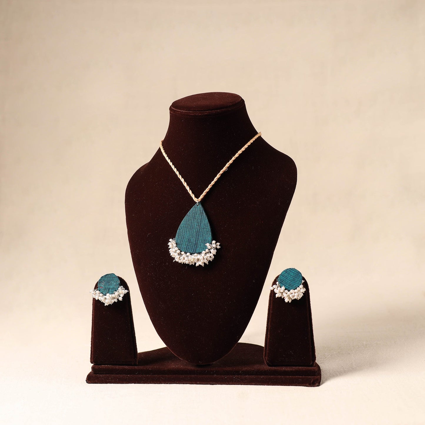 Green - bead work fabart necklace set 93 - handcrafted