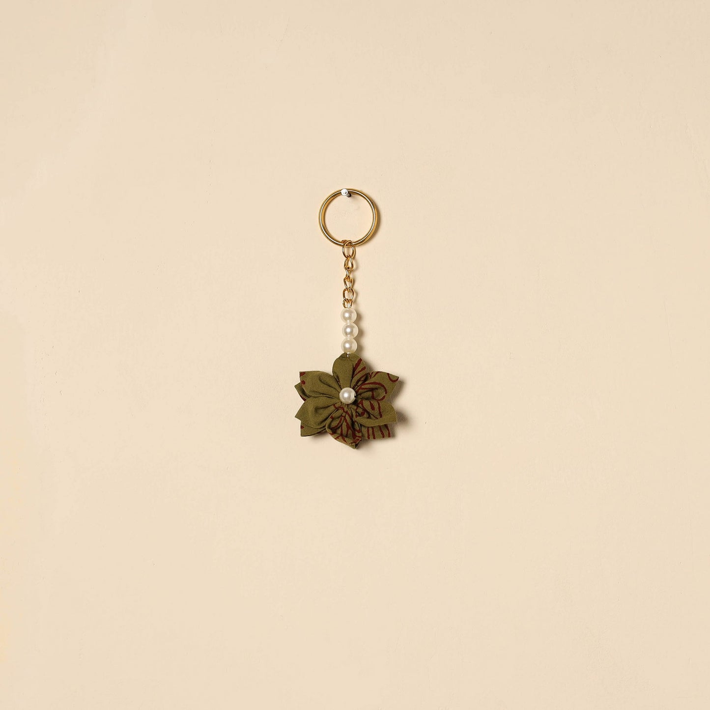 Beaded fabart flower keychain 59 - handcrafted